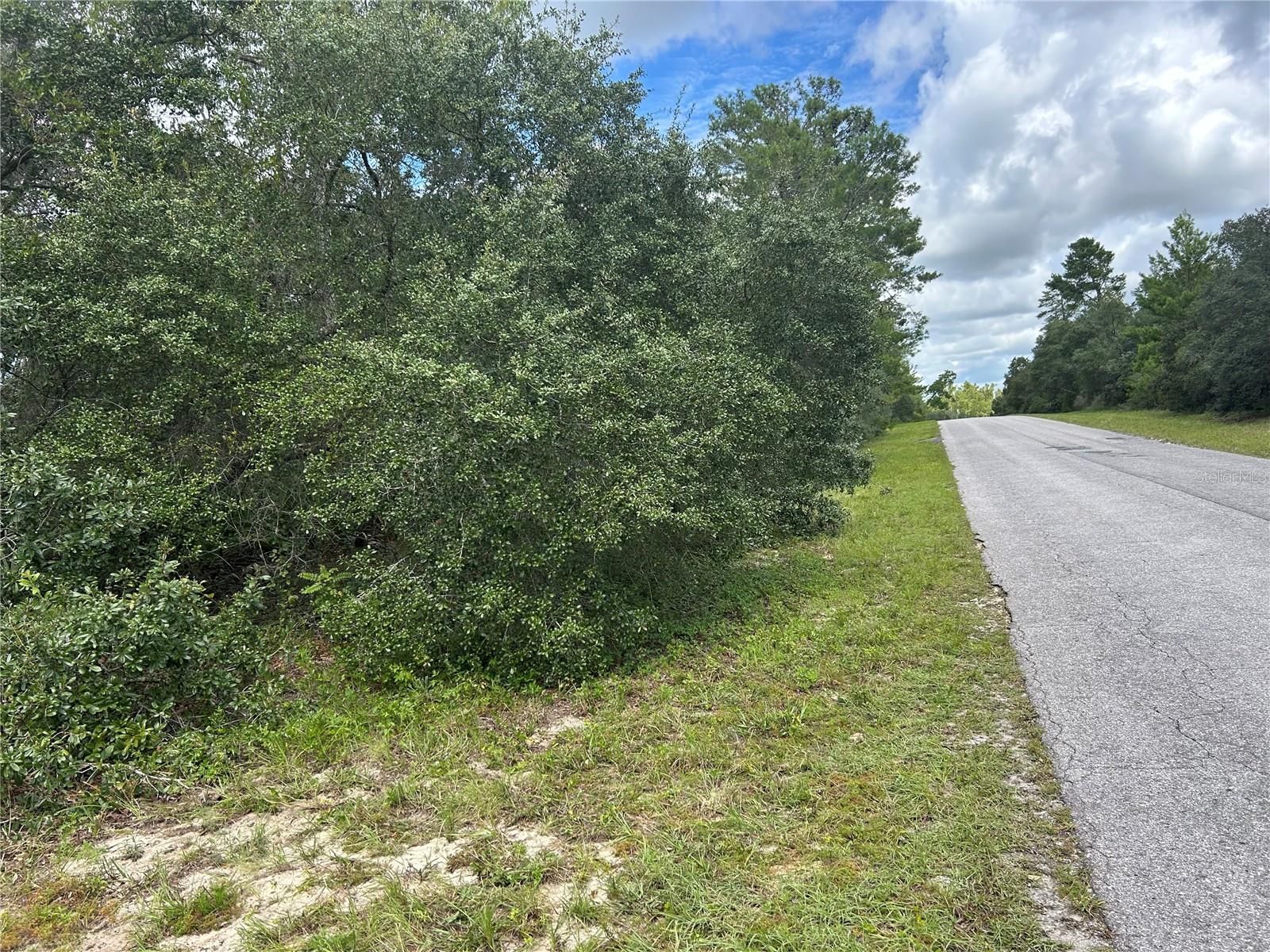 Image 4 of 4 For 00 27th Circle