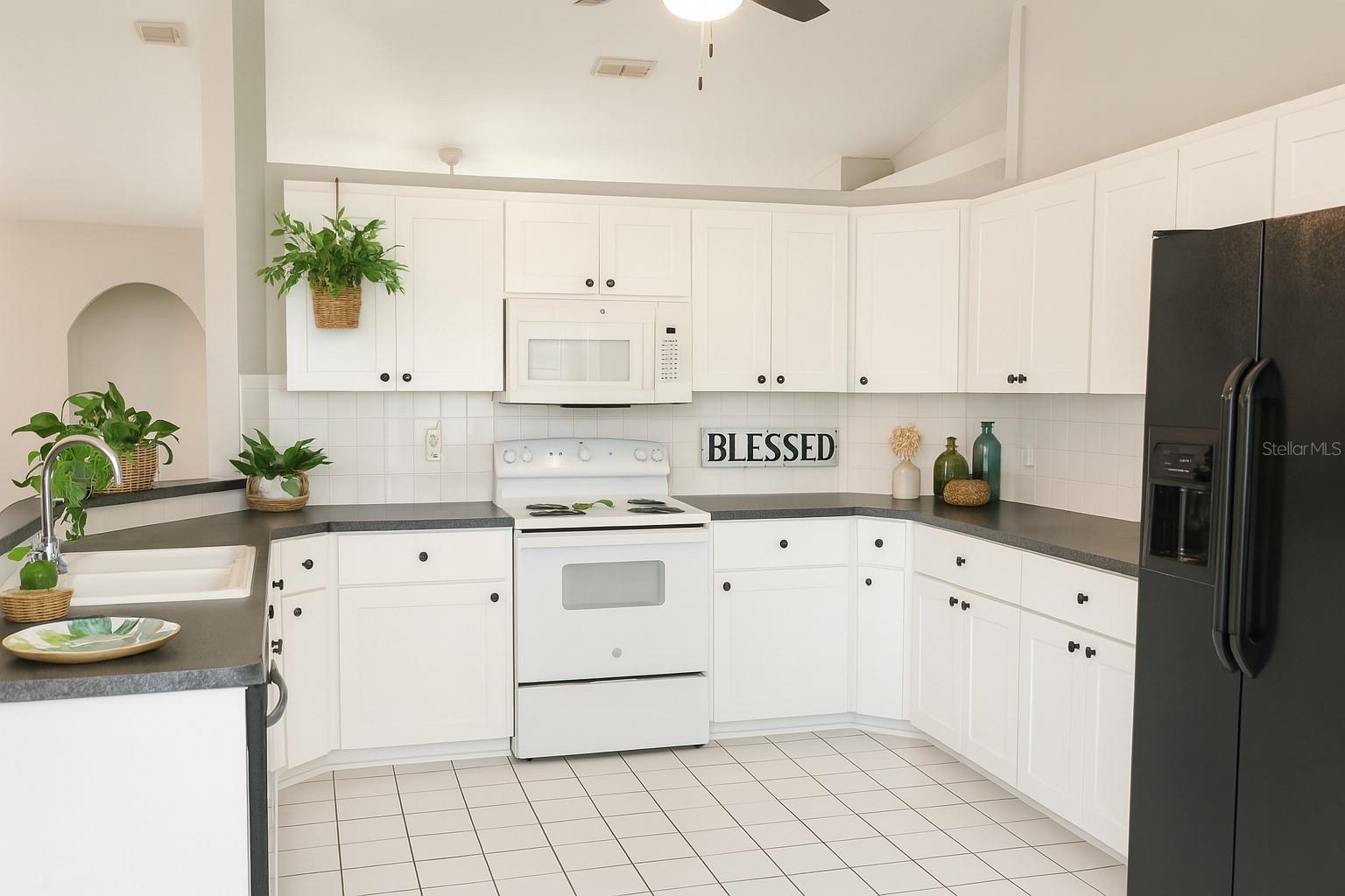 Image 6 of 19 For 6070 99 Place