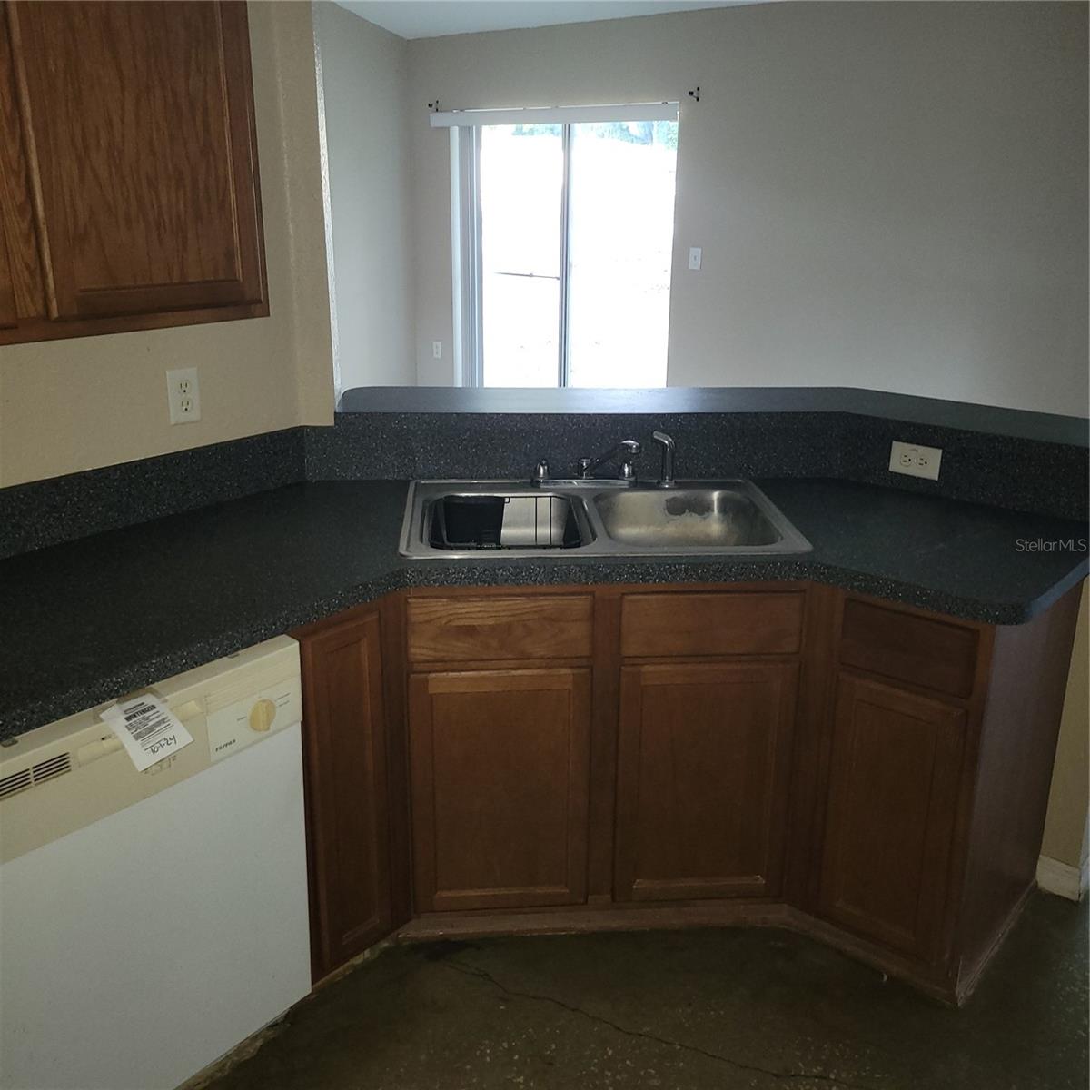 Image 10 of 23 For 3985 138th Place