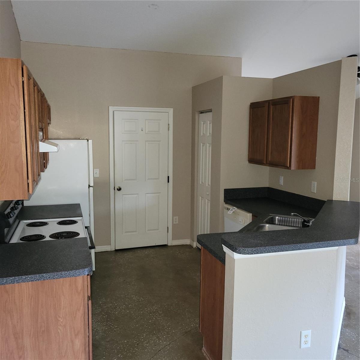 Image 11 of 23 For 3985 138th Place