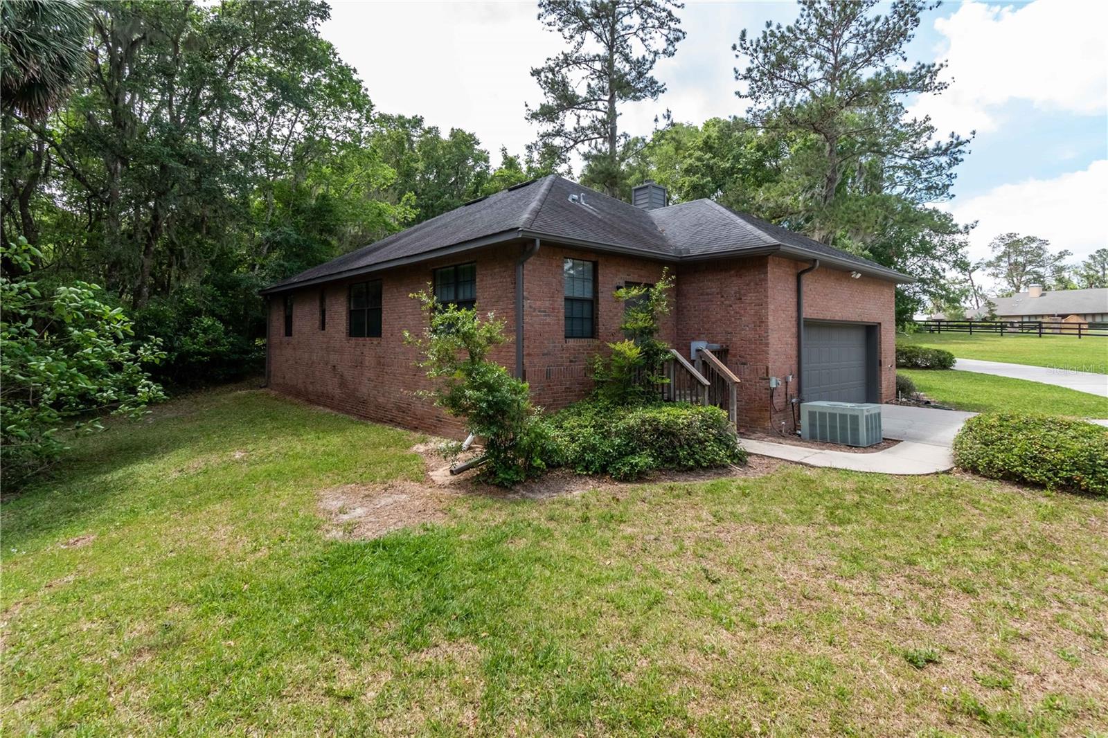 Image 4 of 20 For 5995 21st Avenue Road