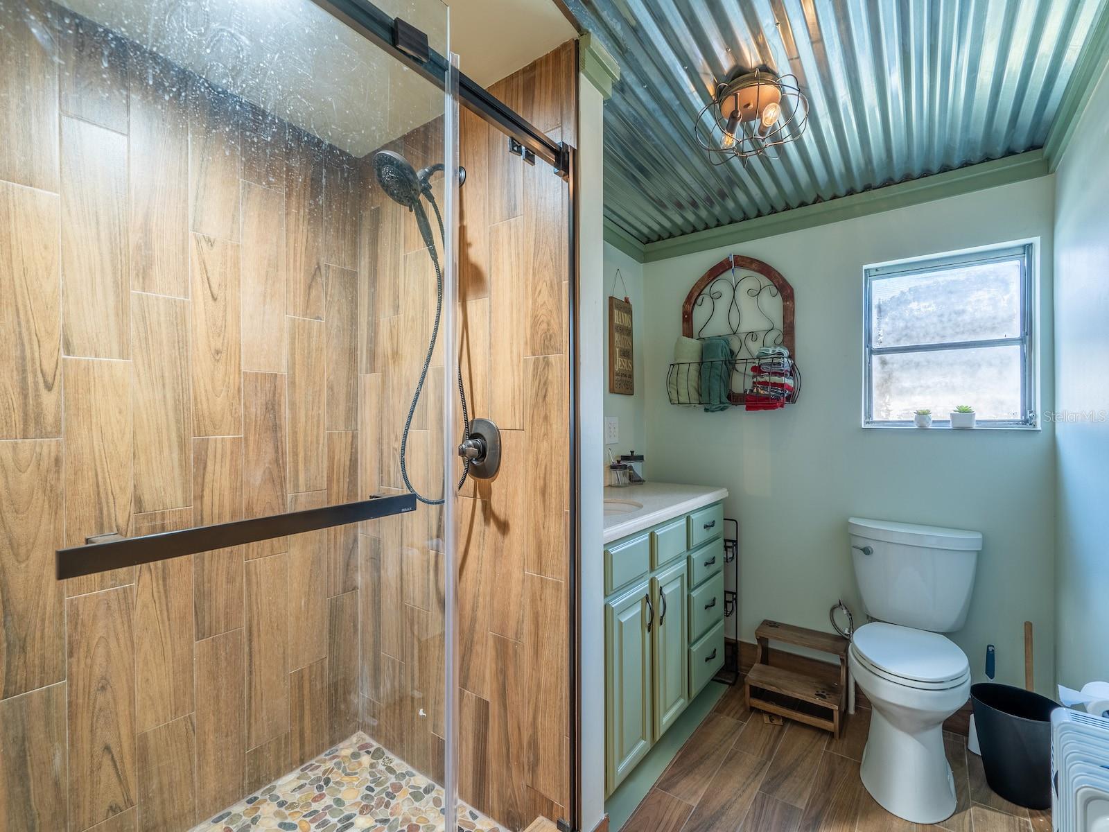 Image 11 of 53 For 24855 135 Street