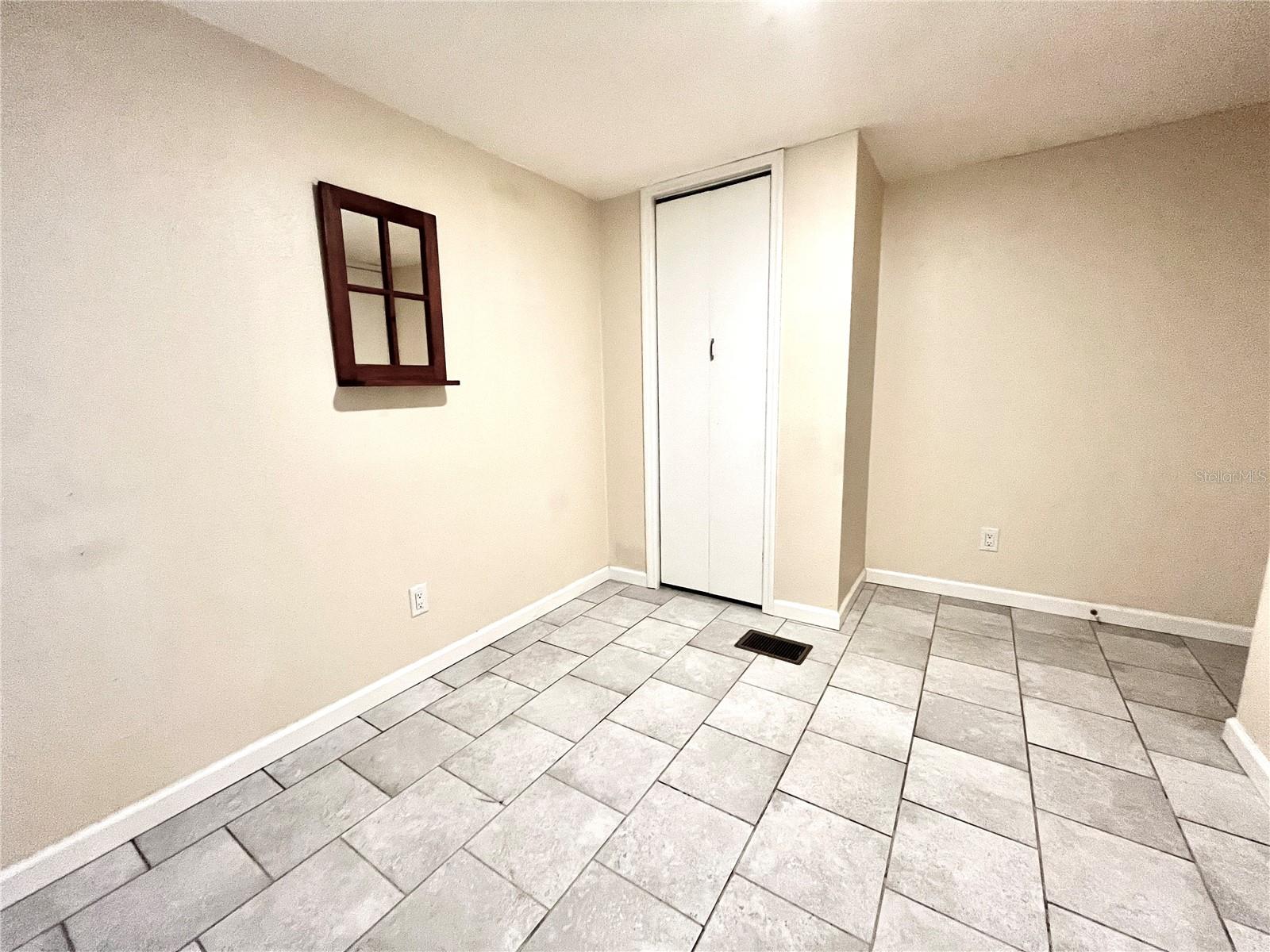Image 11 of 35 For 4008 77th Boulevard