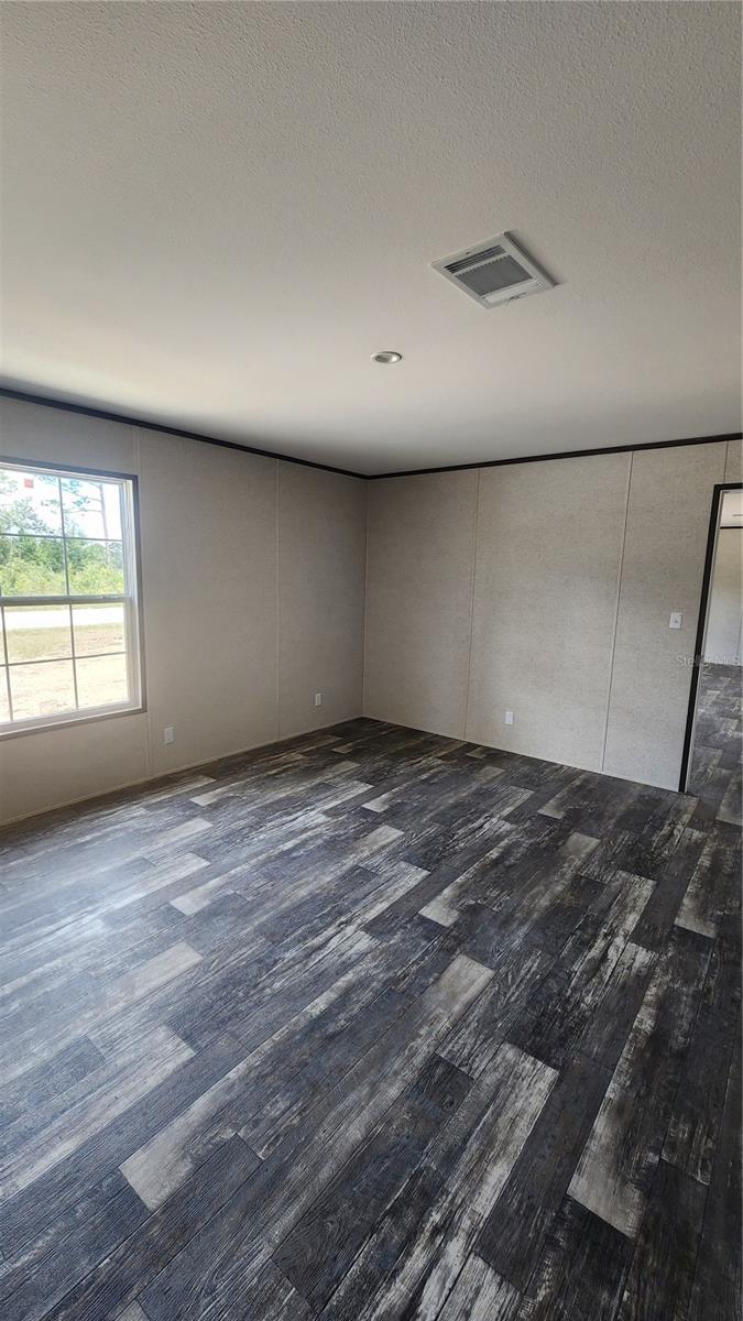 Image 6 of 19 For 13990 5 Th Street