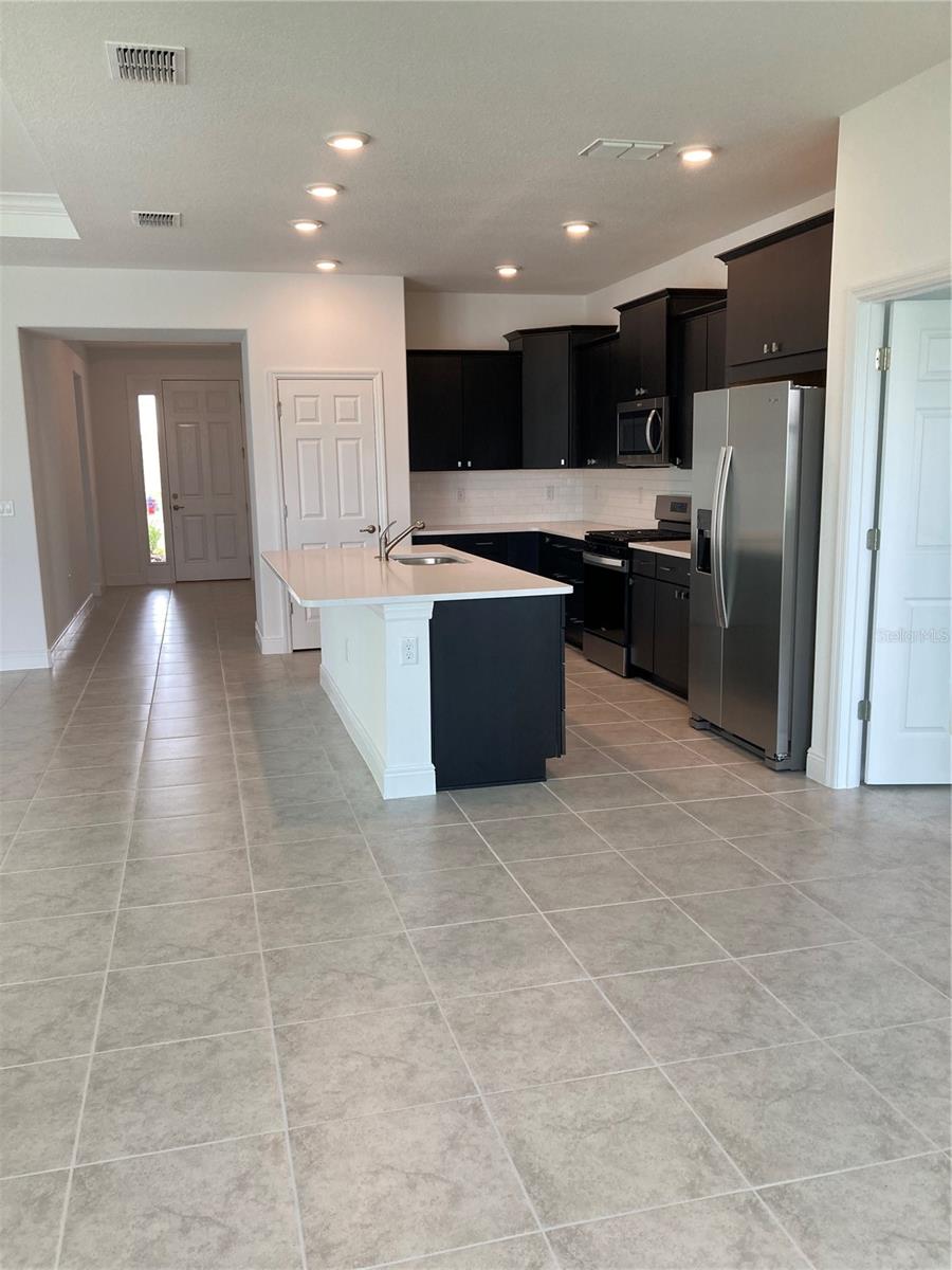 Image 4 of 18 For 5880 73rd Terrace