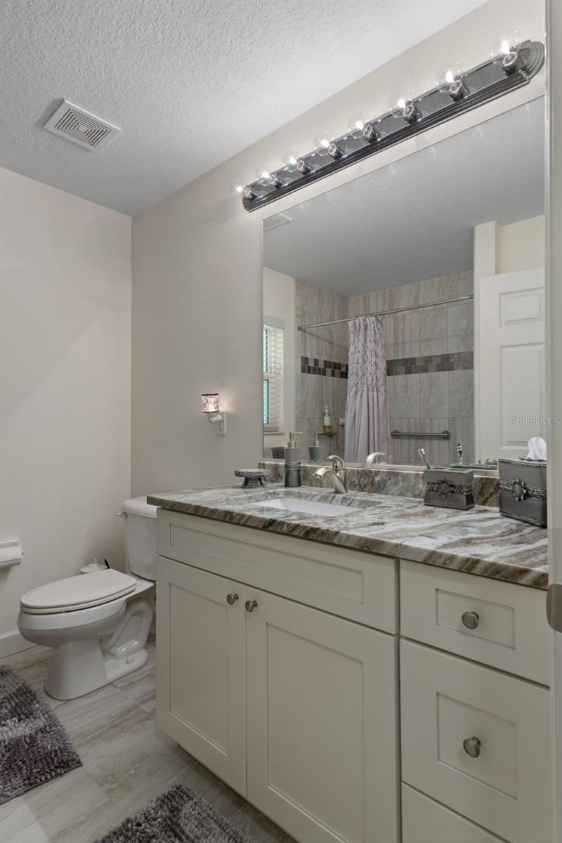 Image 21 of 53 For 3894 Emma Jane Terrace