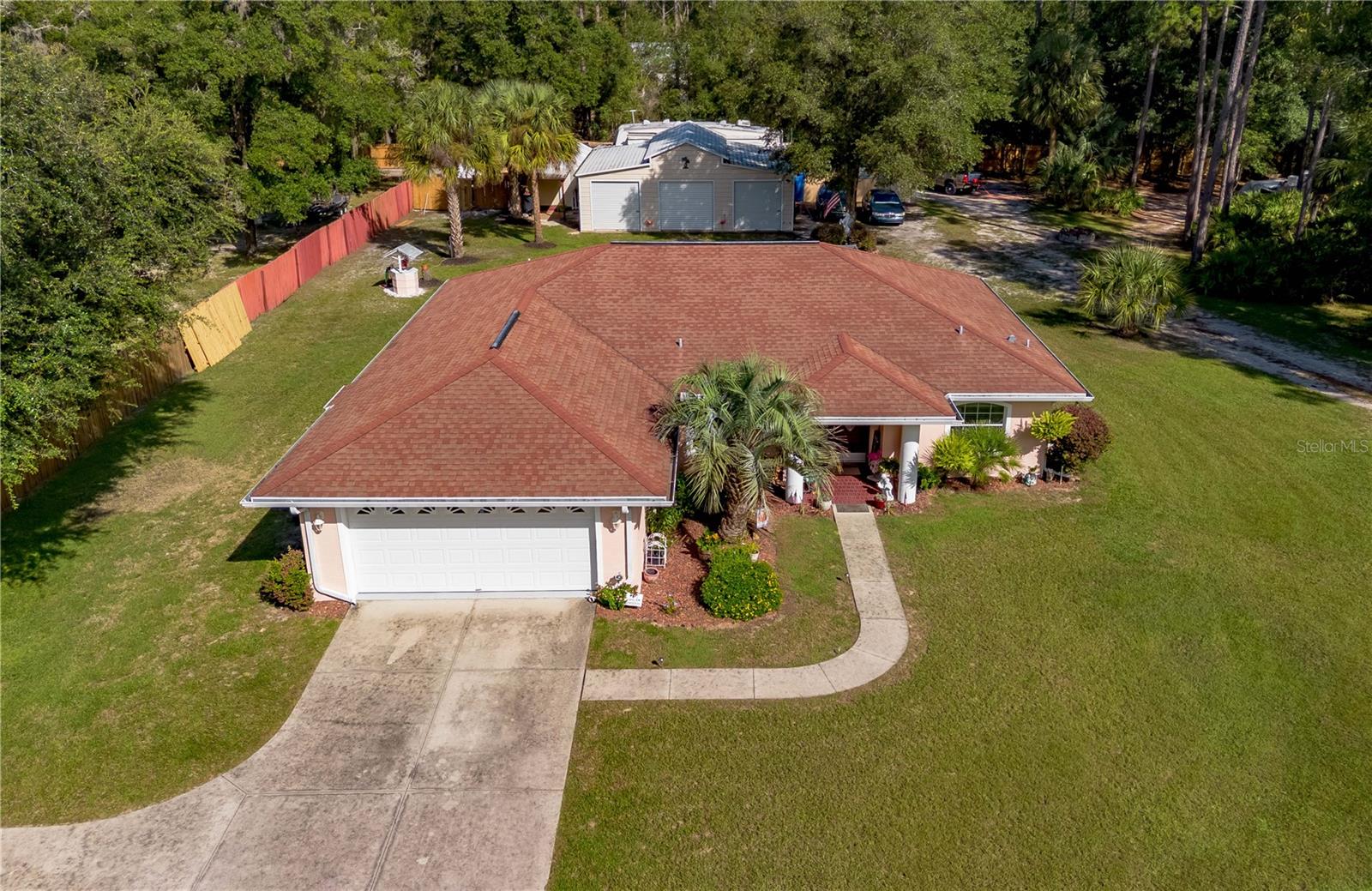 Image 2 of 72 For 10083 Dunnellon Road