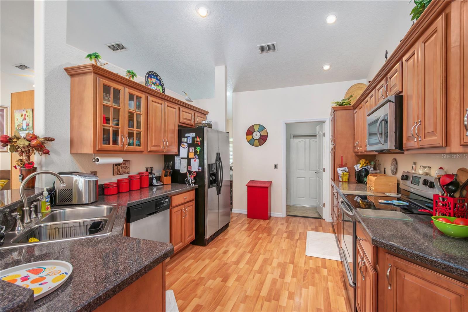 Image 20 of 72 For 10083 Dunnellon Road