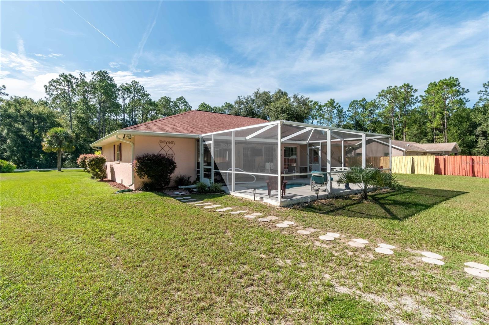 Image 46 of 72 For 10083 Dunnellon Road