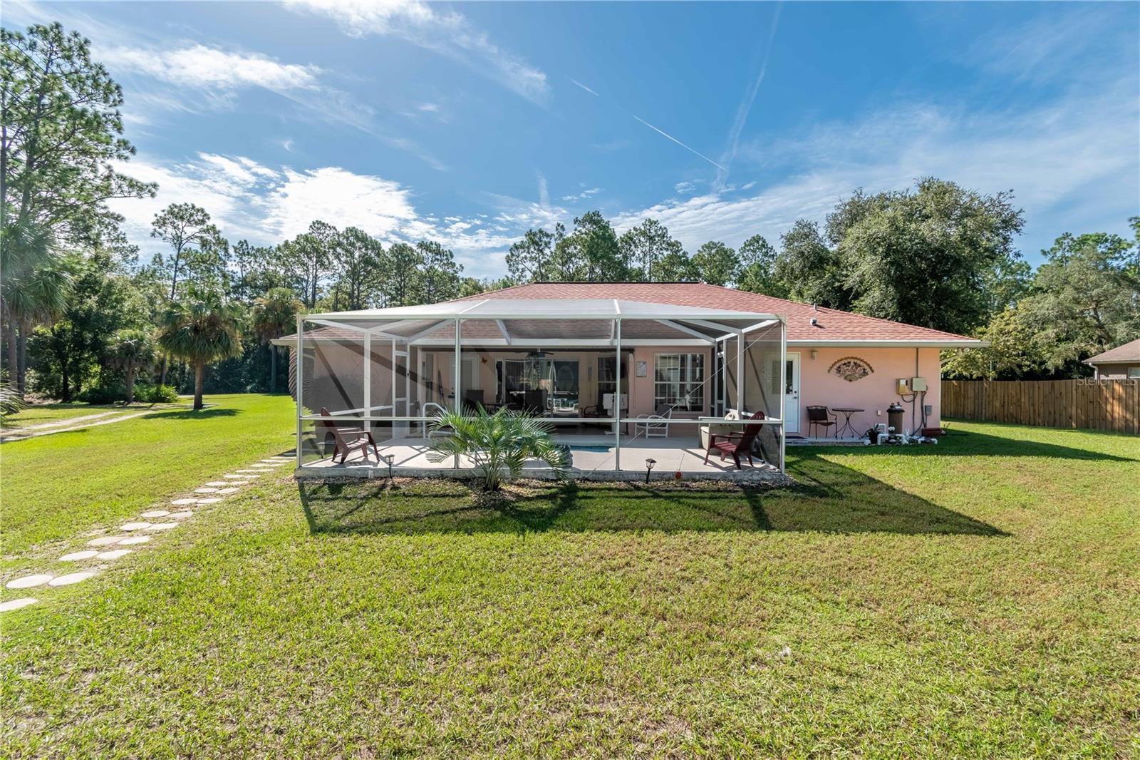 Image 47 of 72 For 10083 Dunnellon Road