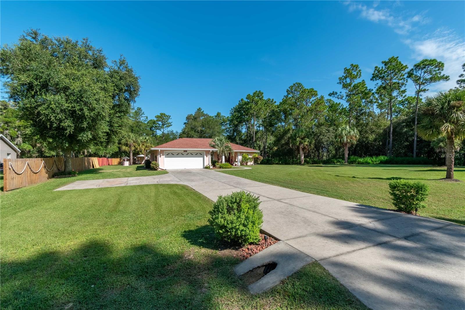 Image 5 of 72 For 10083 Dunnellon Road