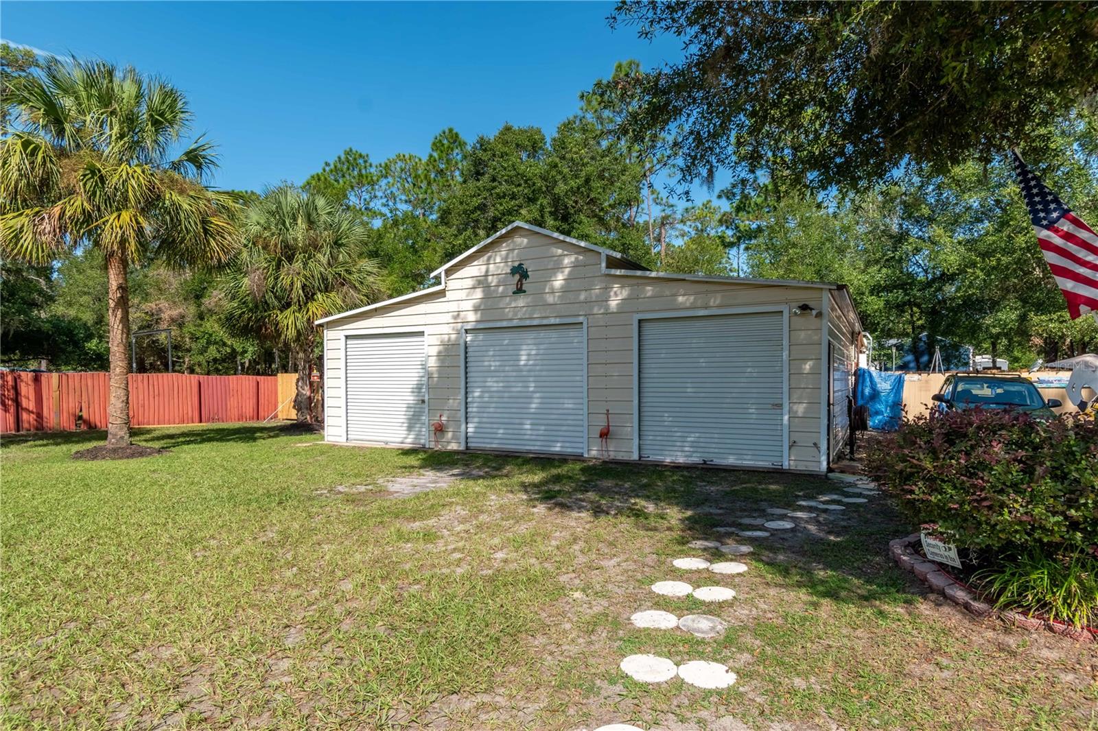 Image 51 of 72 For 10083 Dunnellon Road