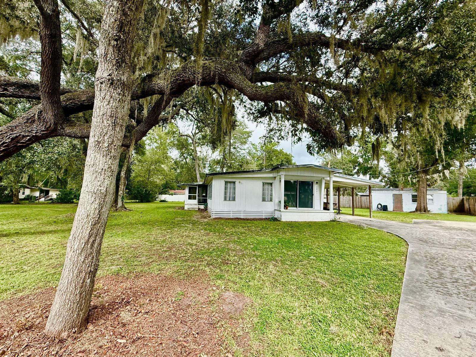 Image 25 of 36 For 1921 169 Court