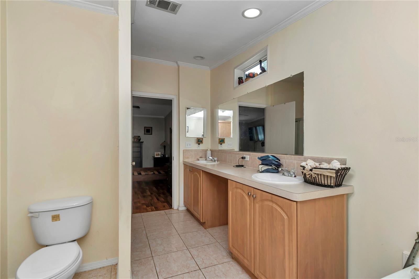 Image 25 of 41 For 7812 Laura Street