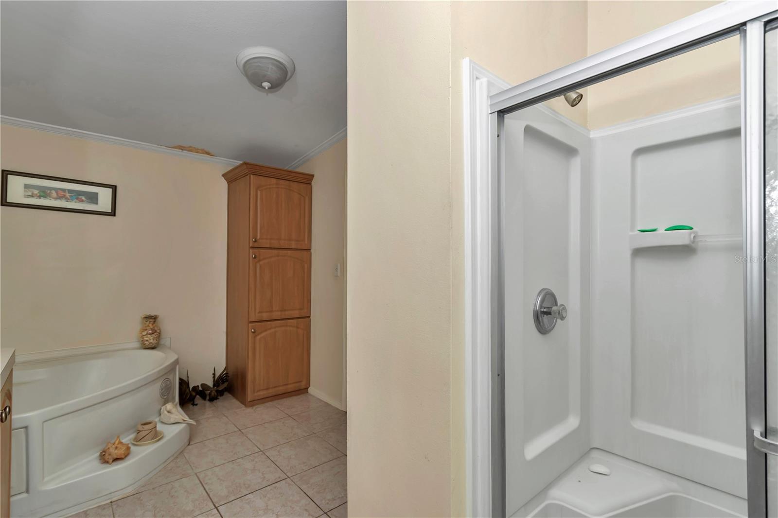 Image 26 of 41 For 7812 Laura Street