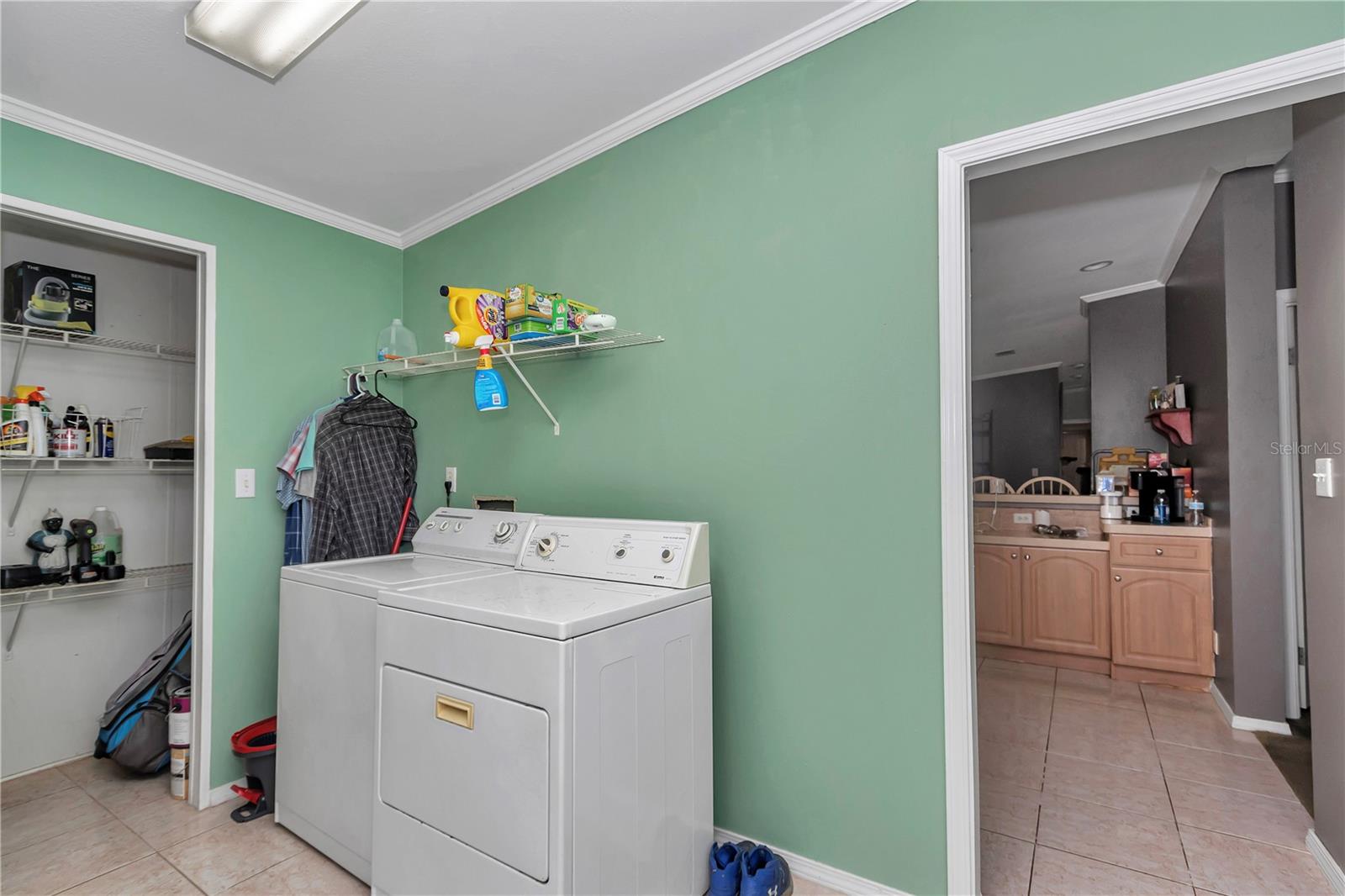 Image 32 of 41 For 7812 Laura Street