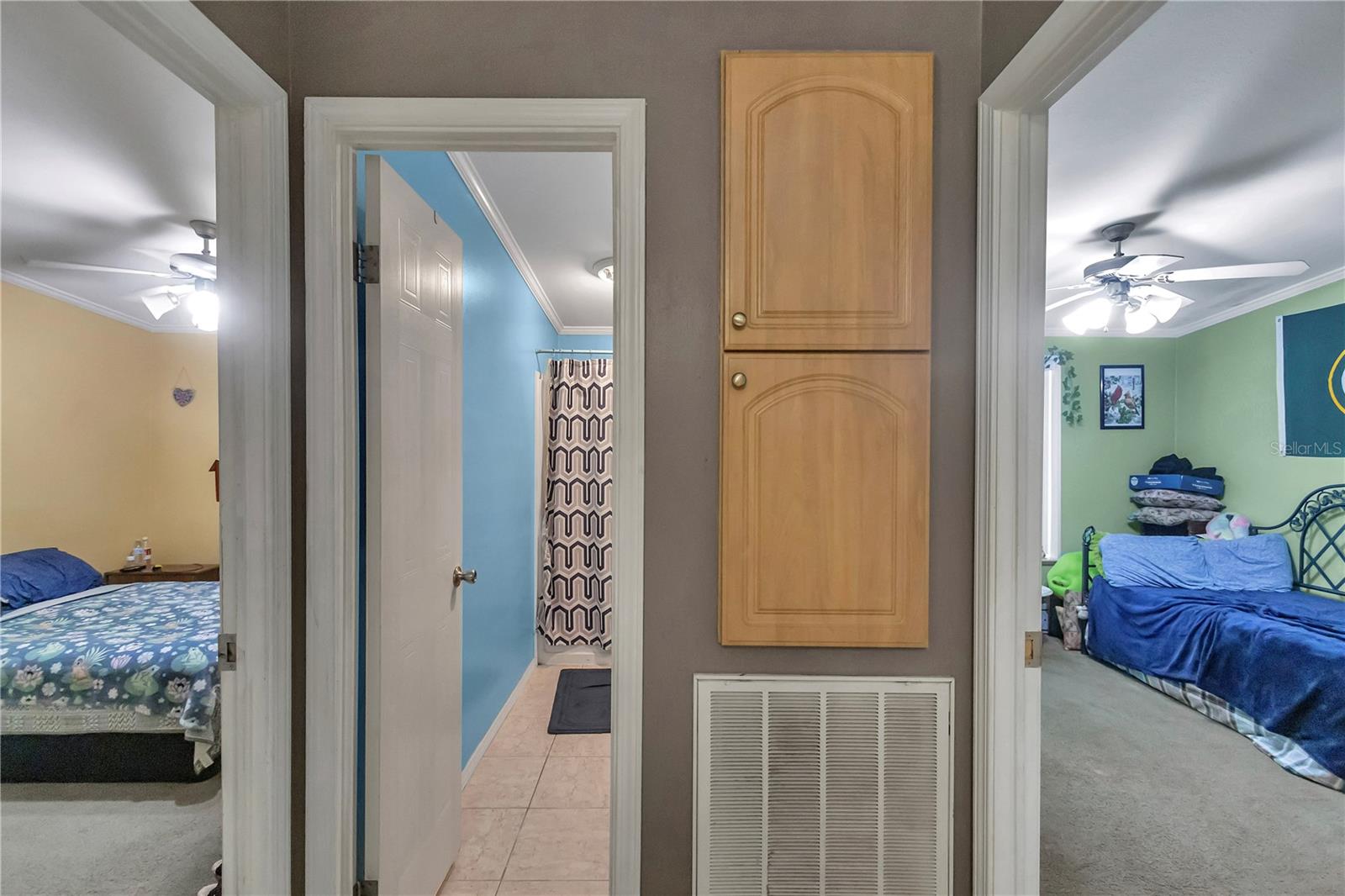 Image 33 of 41 For 7812 Laura Street