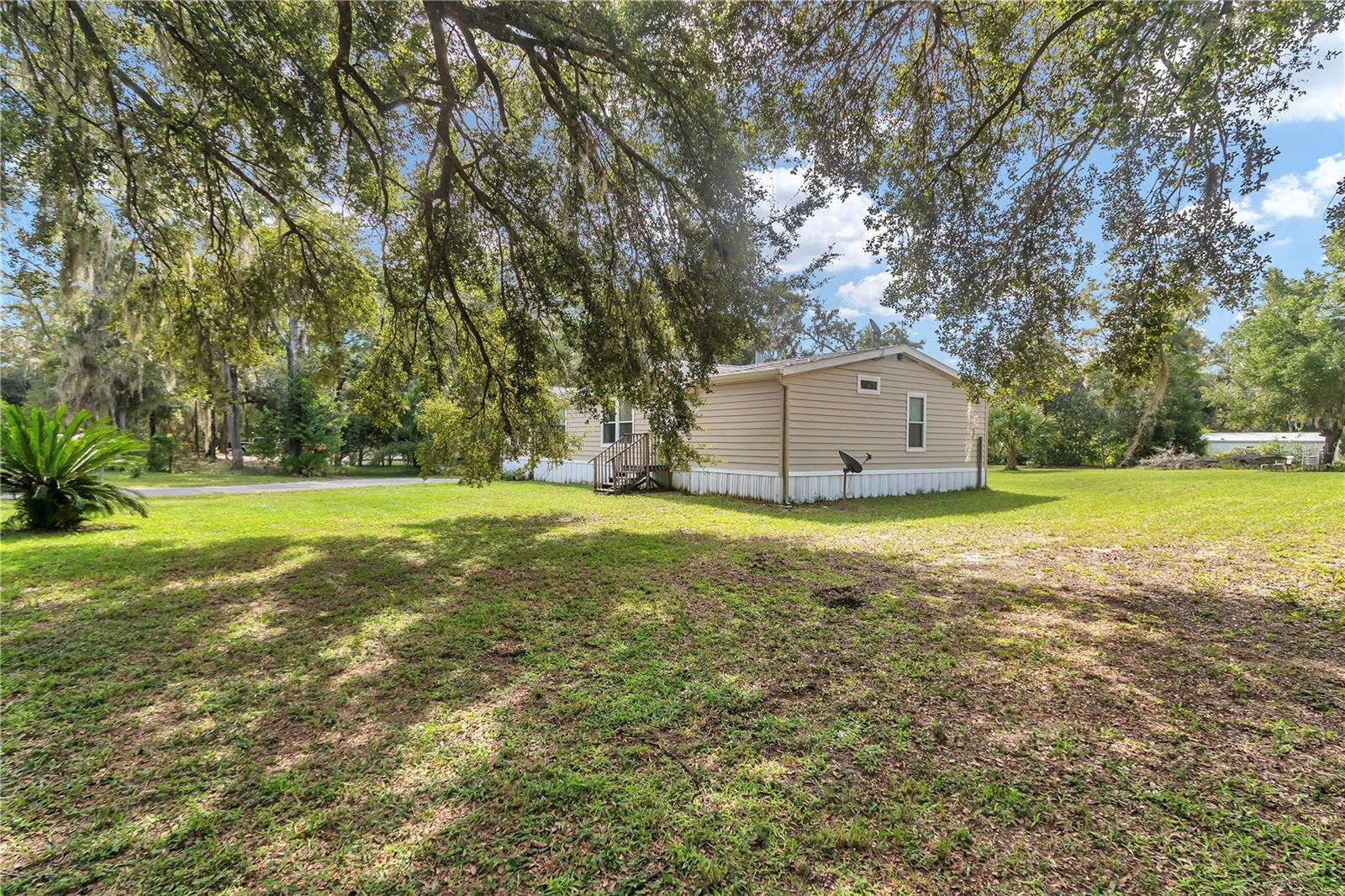 Image 8 of 41 For 7812 Laura Street