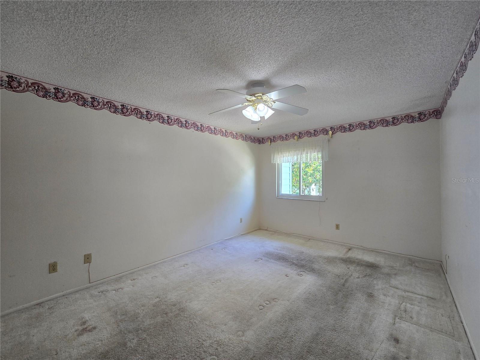 Image 11 of 37 For 606 Midway Drive B