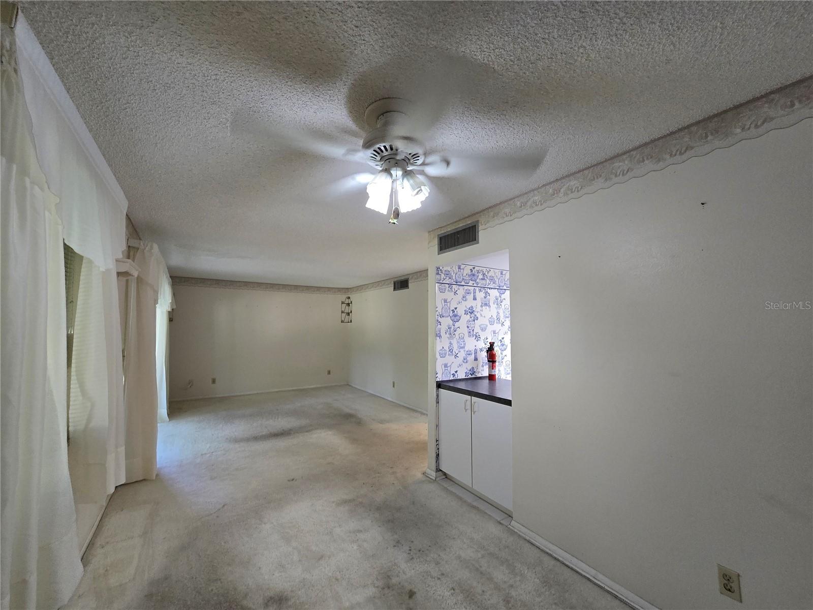 Image 7 of 37 For 606 Midway Drive B