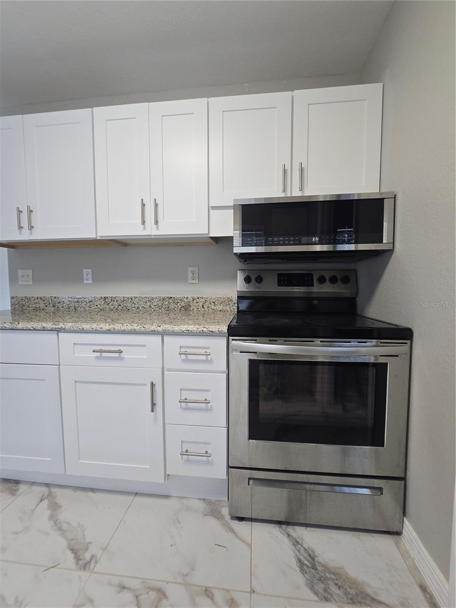 Image 11 of 39 For 4250 26th Terrace