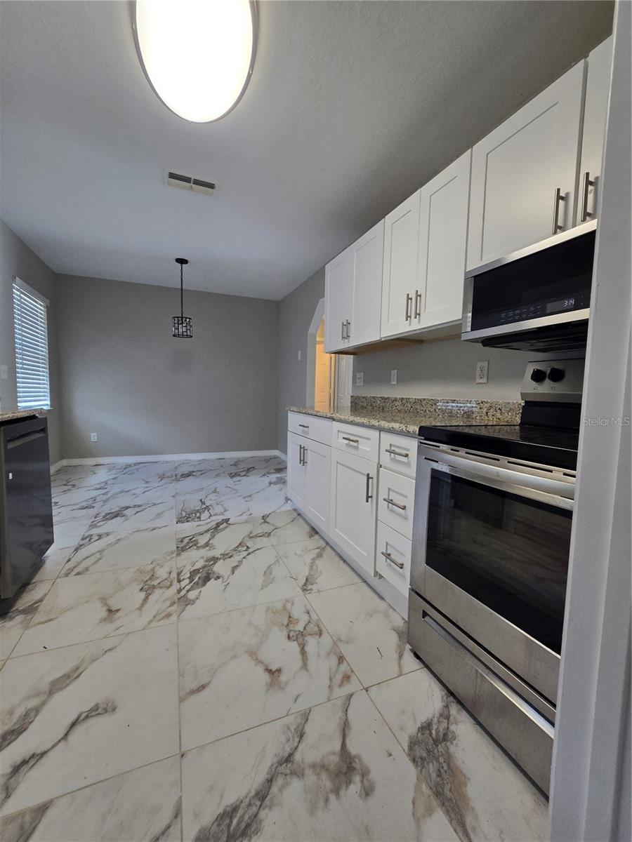 Image 14 of 39 For 4250 26th Terrace