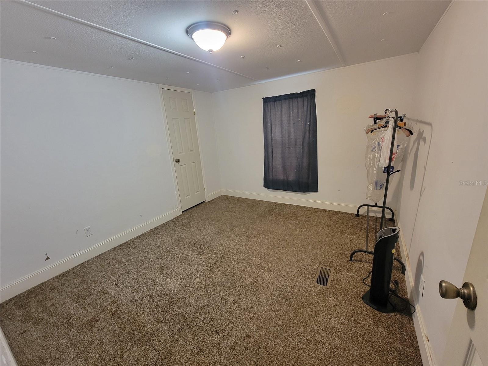 Image 15 of 19 For 4488 Elm Drive