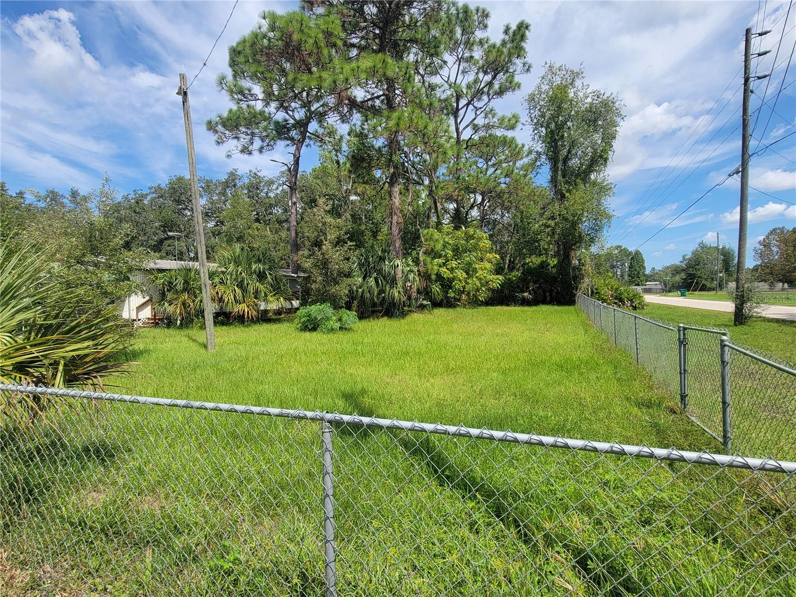 Image 2 of 19 For 4488 Elm Drive