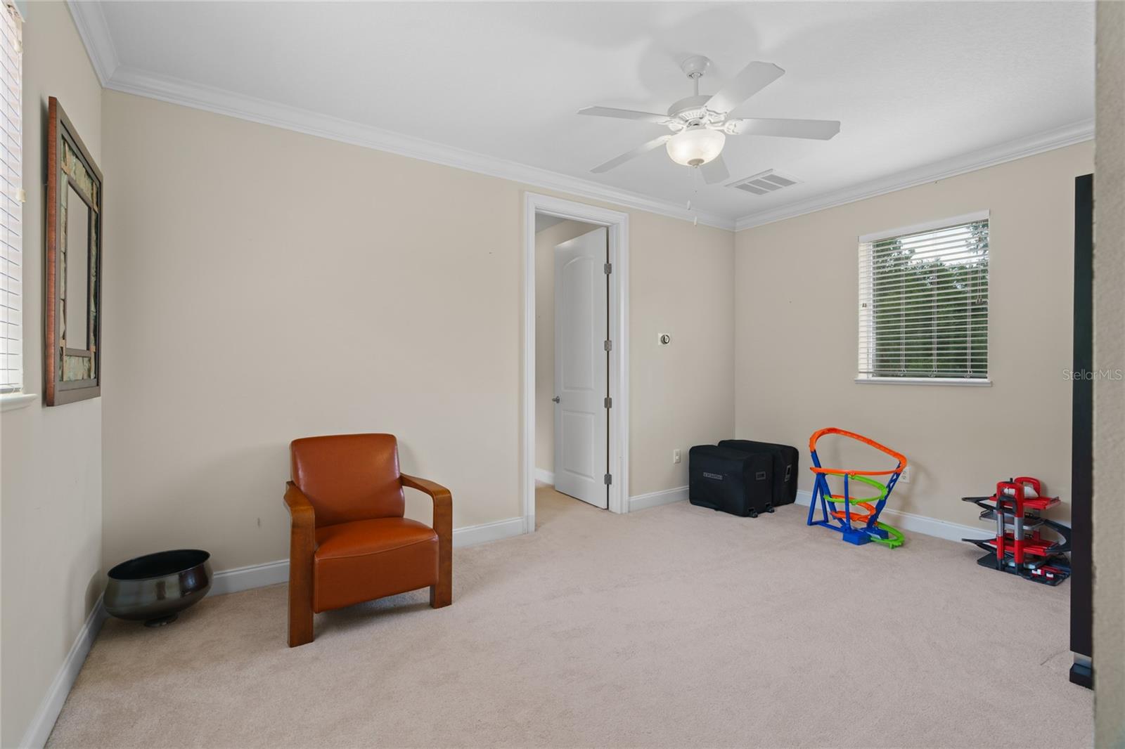 Image 41 of 86 For 2380 73rd Loop