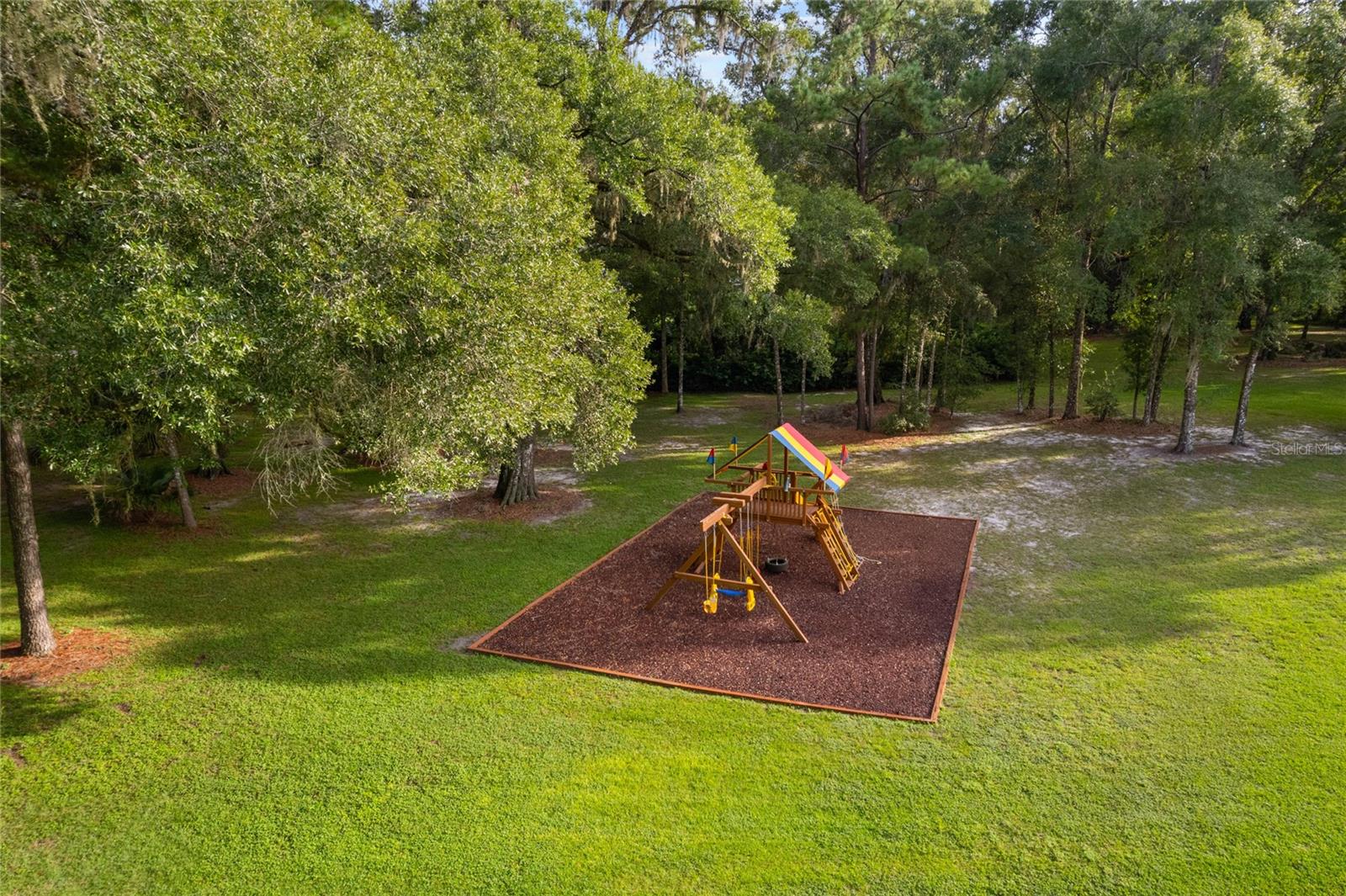 Image 79 of 86 For 2380 73rd Loop