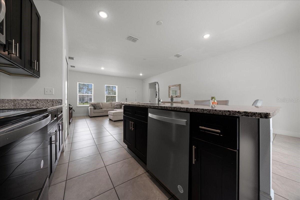 Image 20 of 42 For 732 Marion Oaks Lane