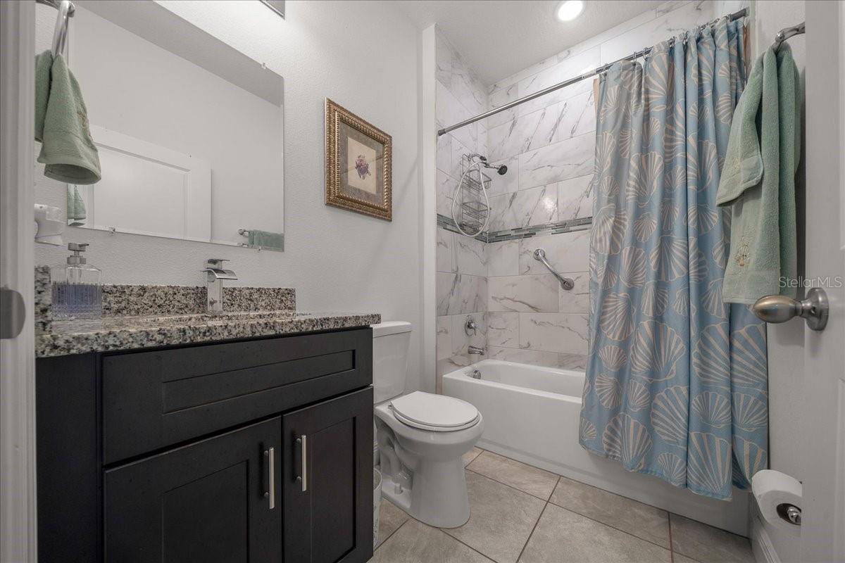 Image 25 of 42 For 732 Marion Oaks Lane