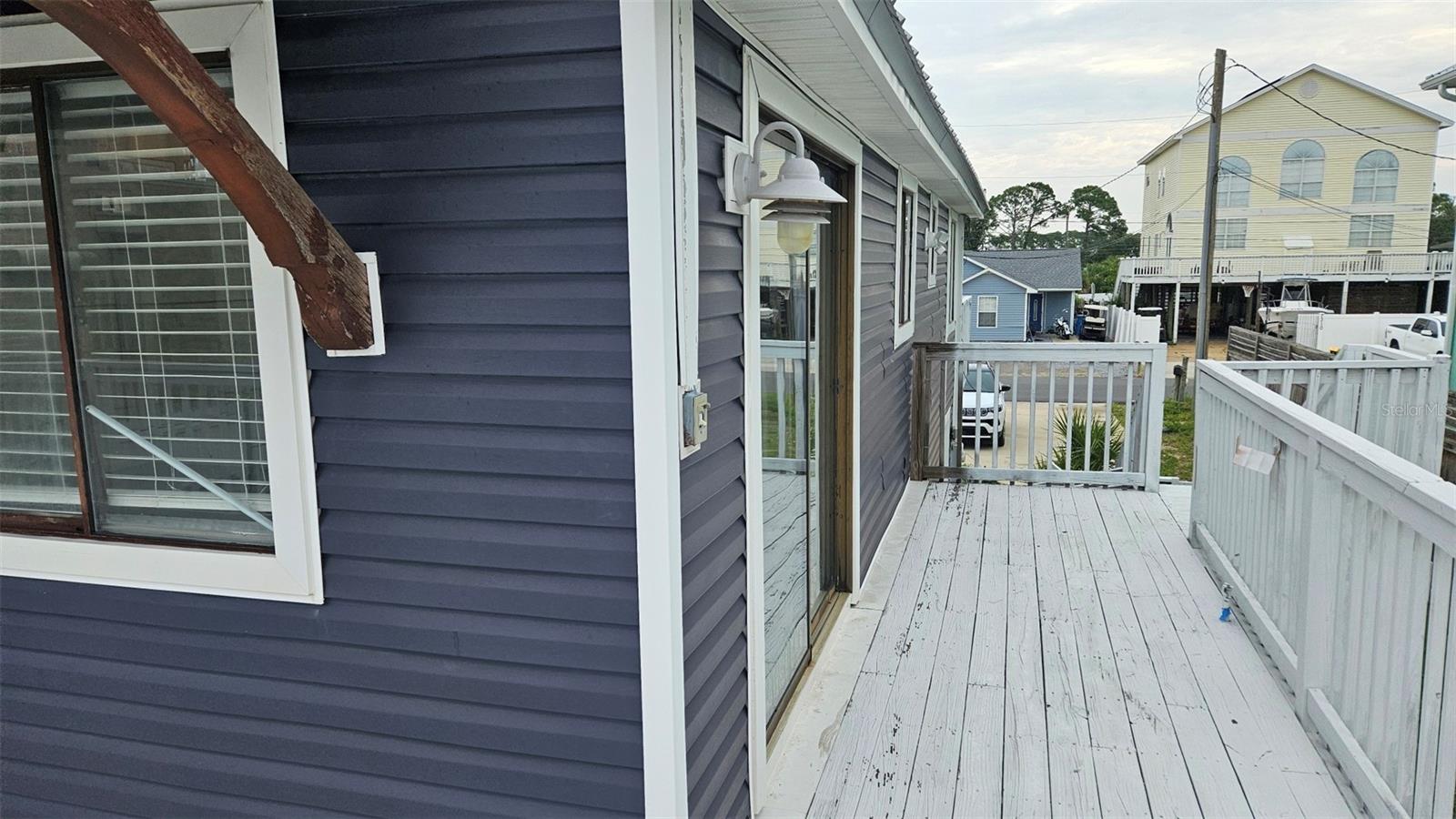 Image 4 of 41 For 7315 Beach Drive