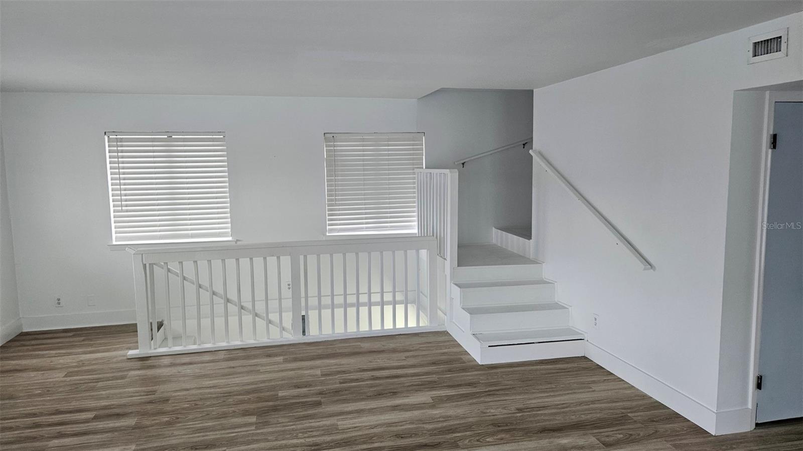 Image 5 of 41 For 7315 Beach Drive
