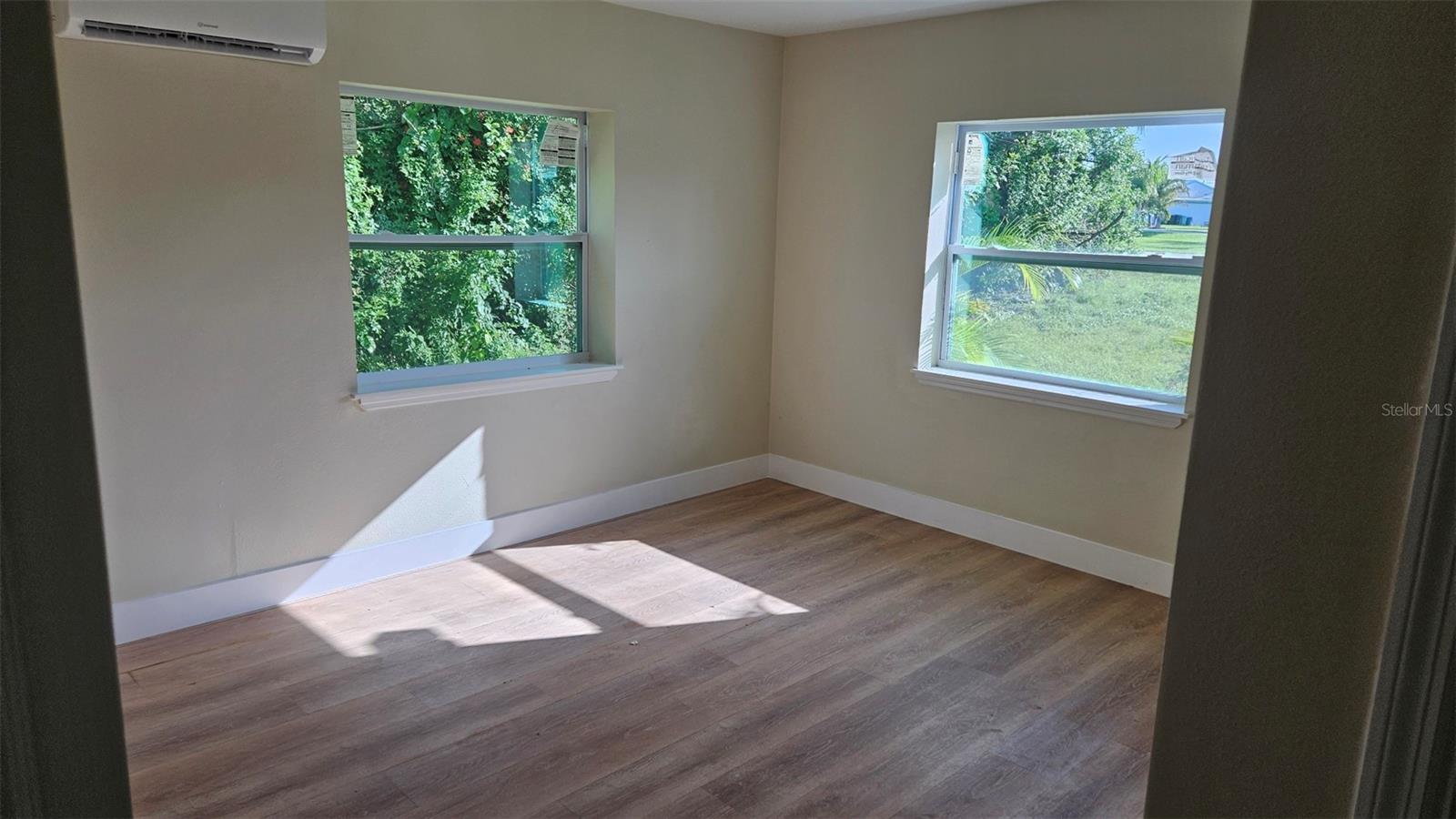 Image 11 of 26 For 1300 Waite Drive