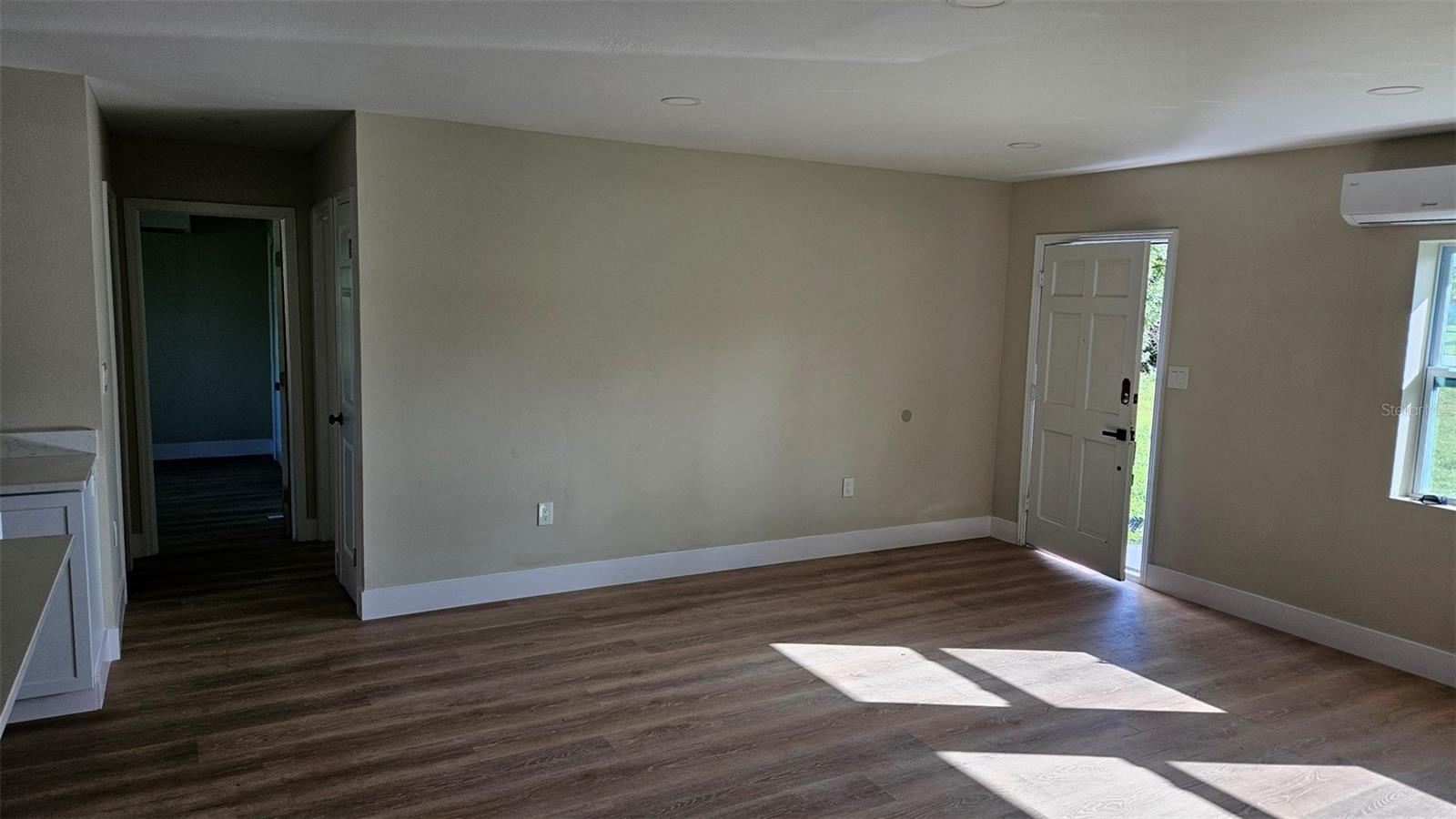 Image 14 of 26 For 1300 Waite Drive