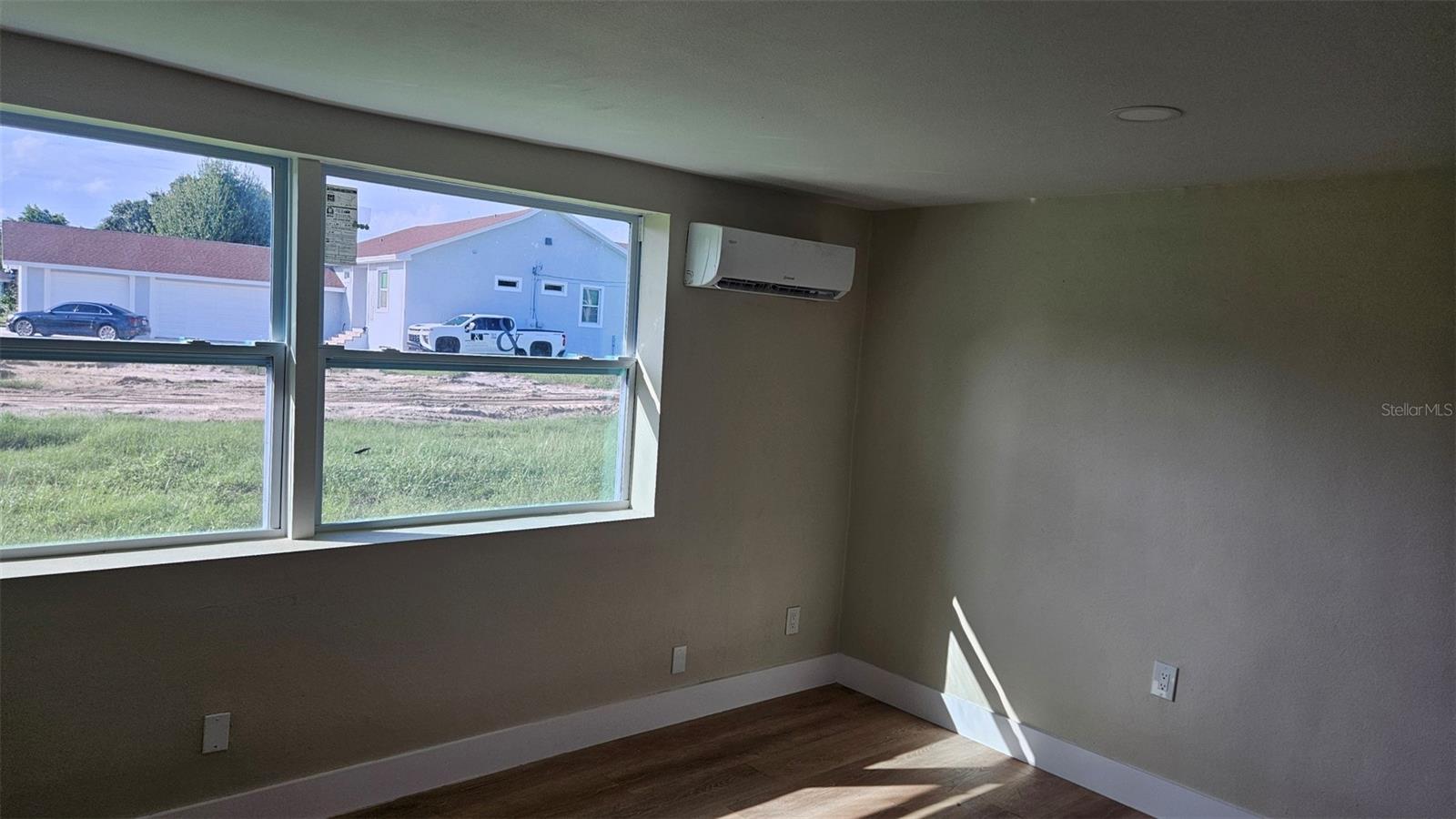 Image 18 of 26 For 1300 Waite Drive
