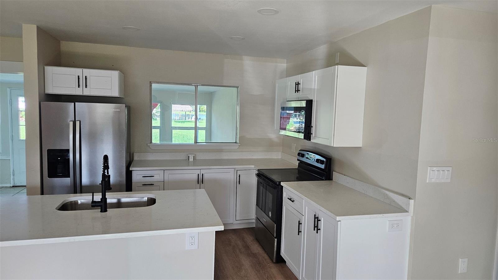 Image 6 of 26 For 1300 Waite Drive