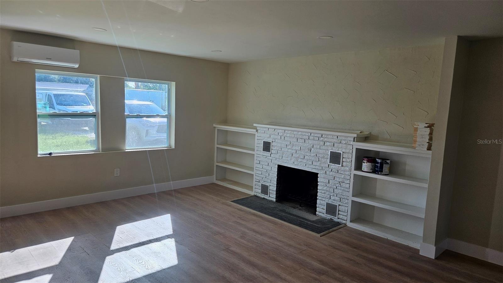 Image 7 of 26 For 1300 Waite Drive