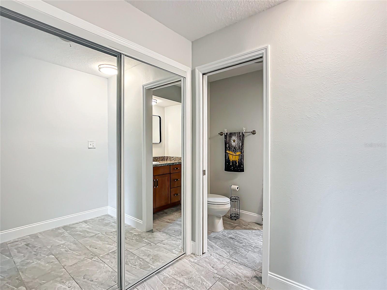 Image 32 of 49 For 11396 Bayshore Drive 44