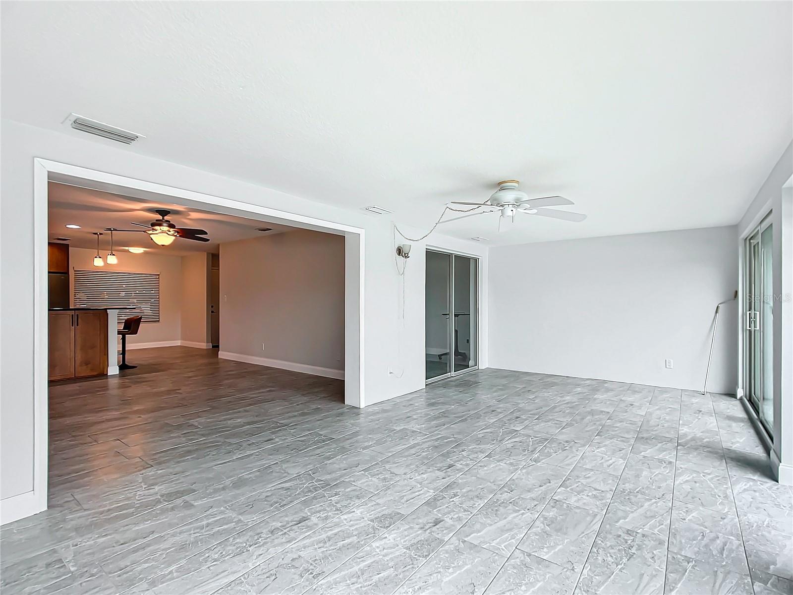Image 37 of 49 For 11396 Bayshore Drive 44