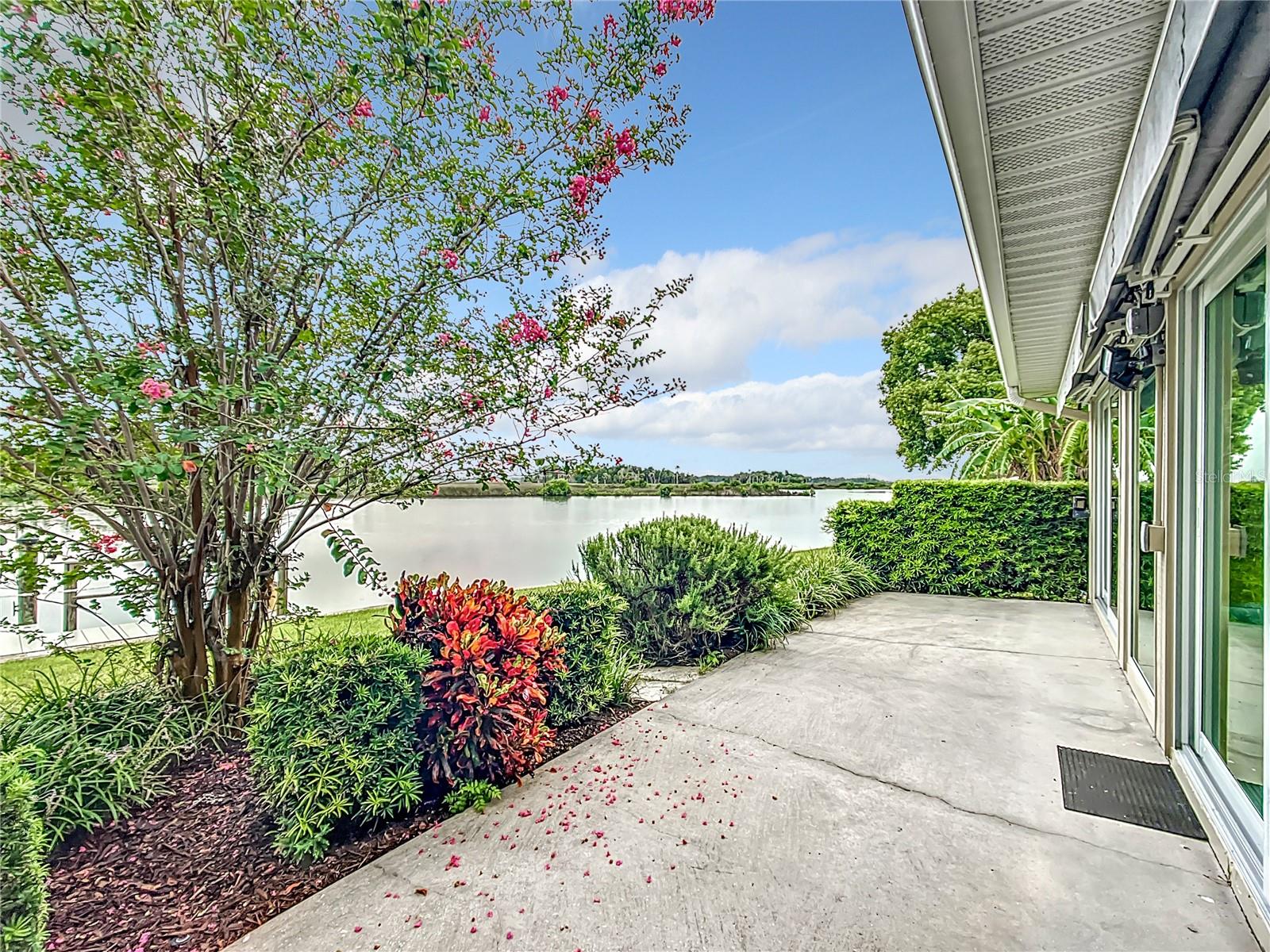 Image 41 of 49 For 11396 Bayshore Drive 44