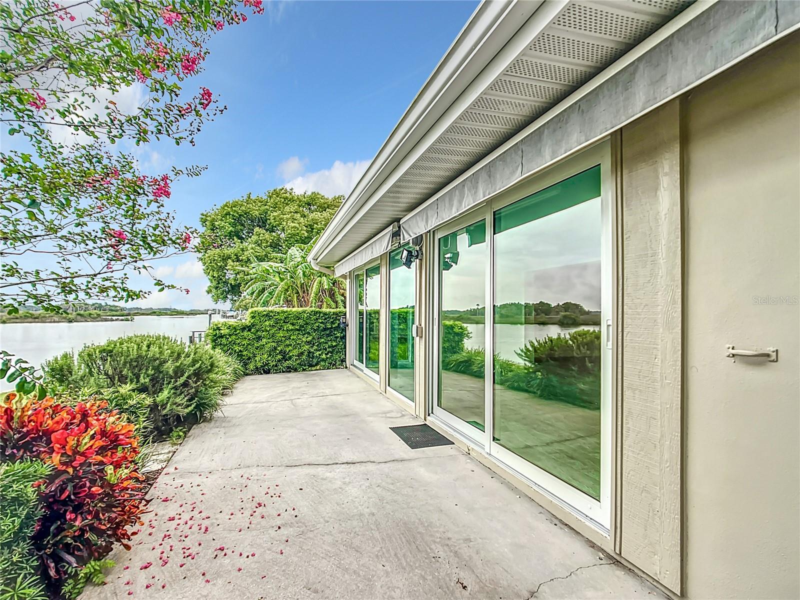 Image 42 of 49 For 11396 Bayshore Drive 44