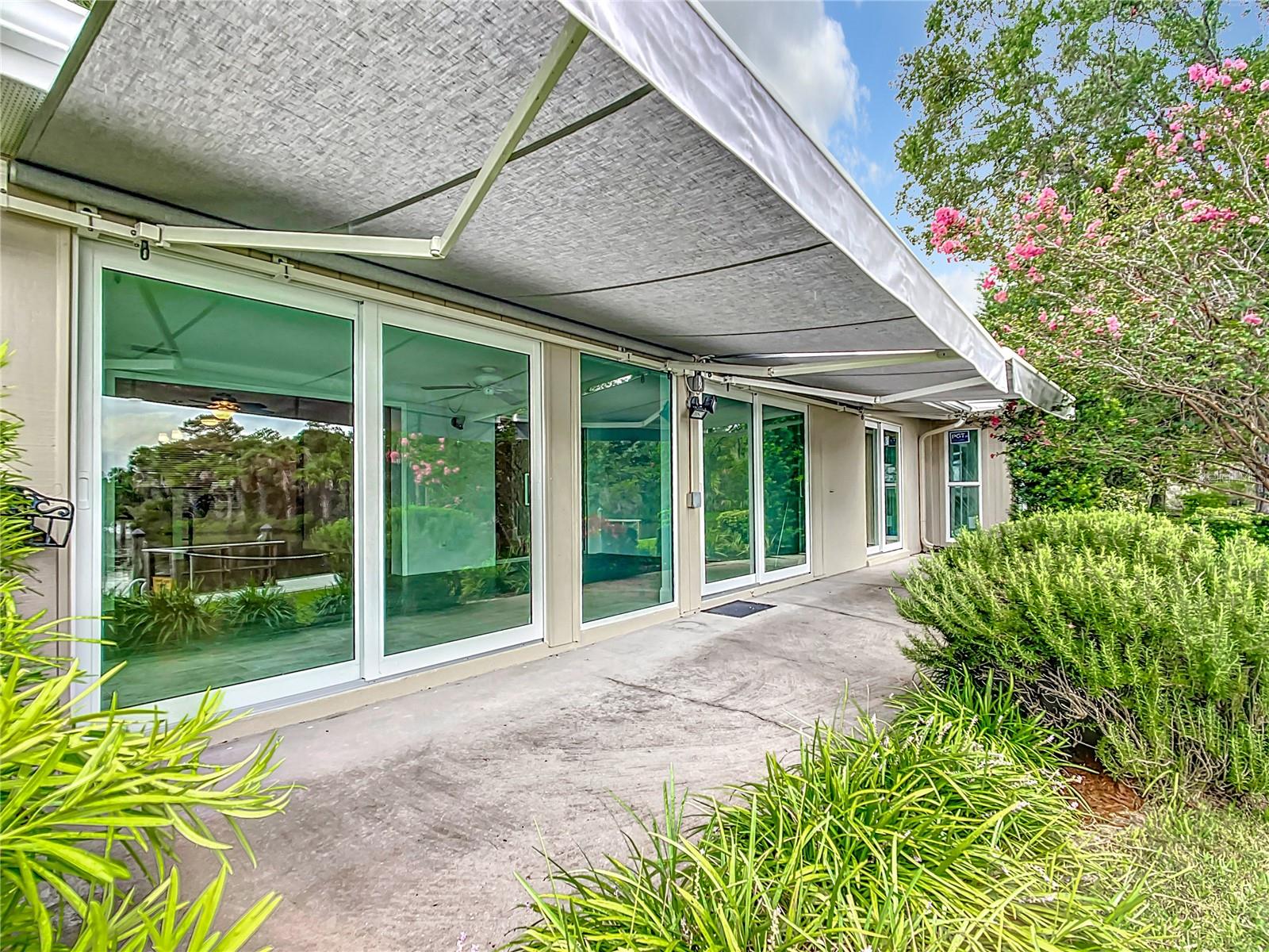 Image 43 of 49 For 11396 Bayshore Drive 44