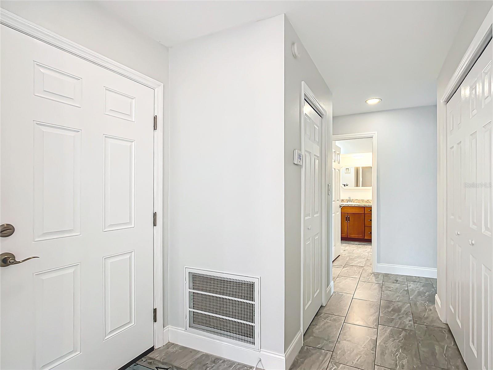 Image 8 of 49 For 11396 Bayshore Drive 44