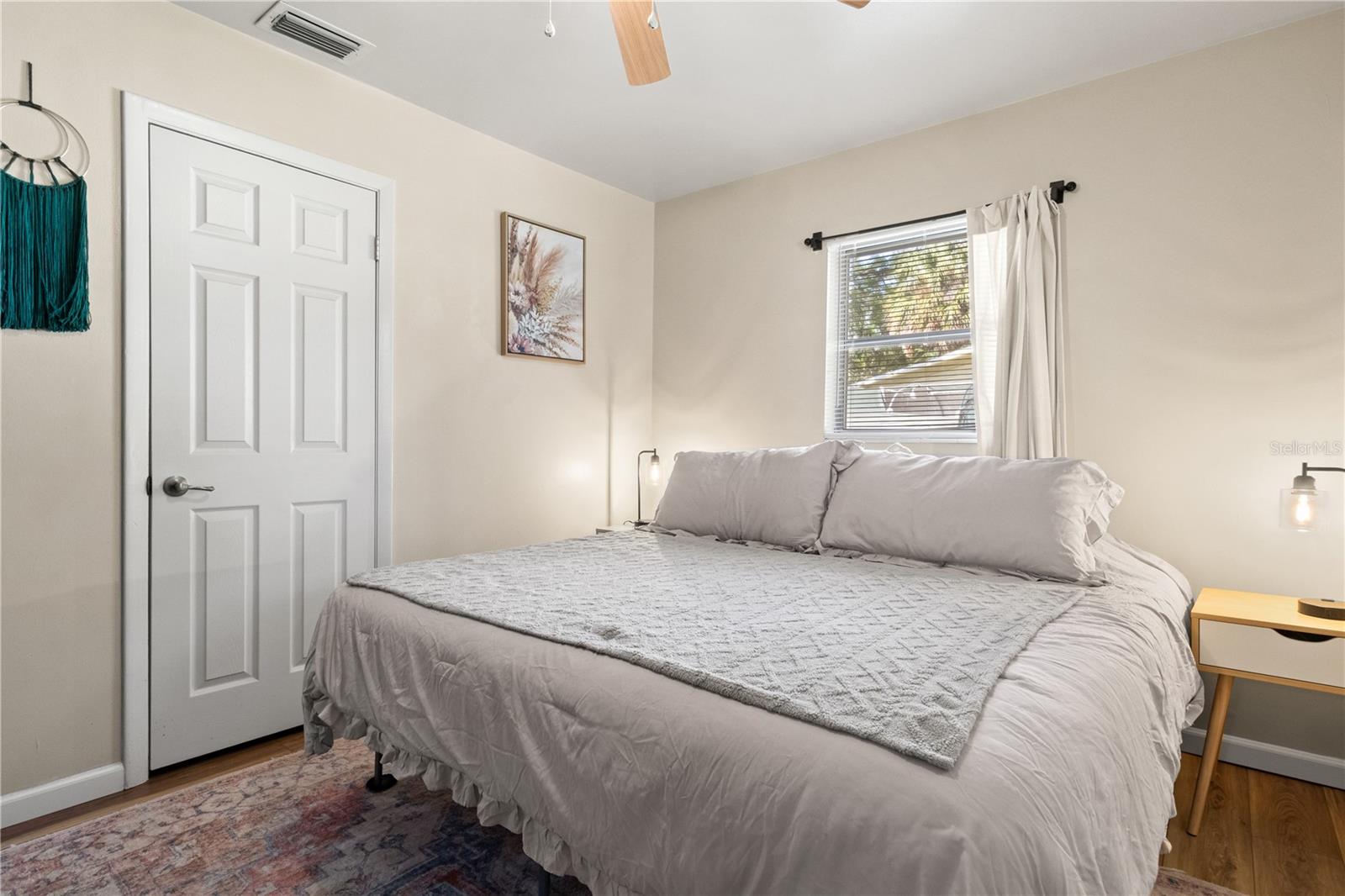 Image 12 of 44 For 2301 36th Street