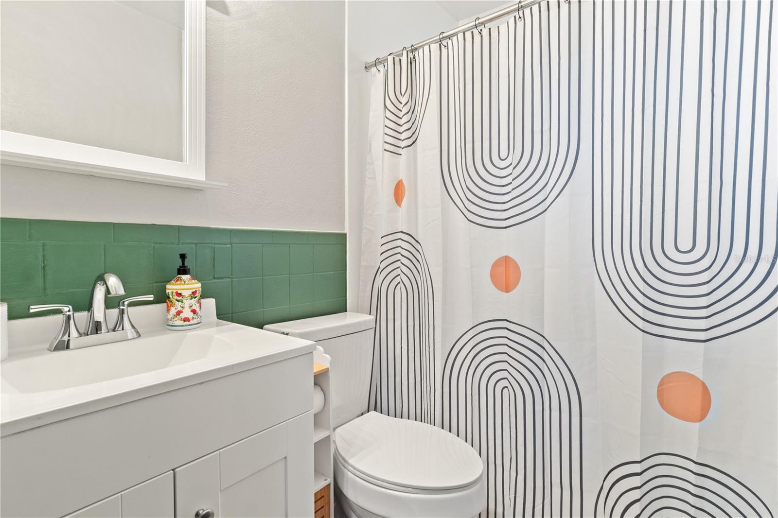 Image 13 of 44 For 2301 36th Street