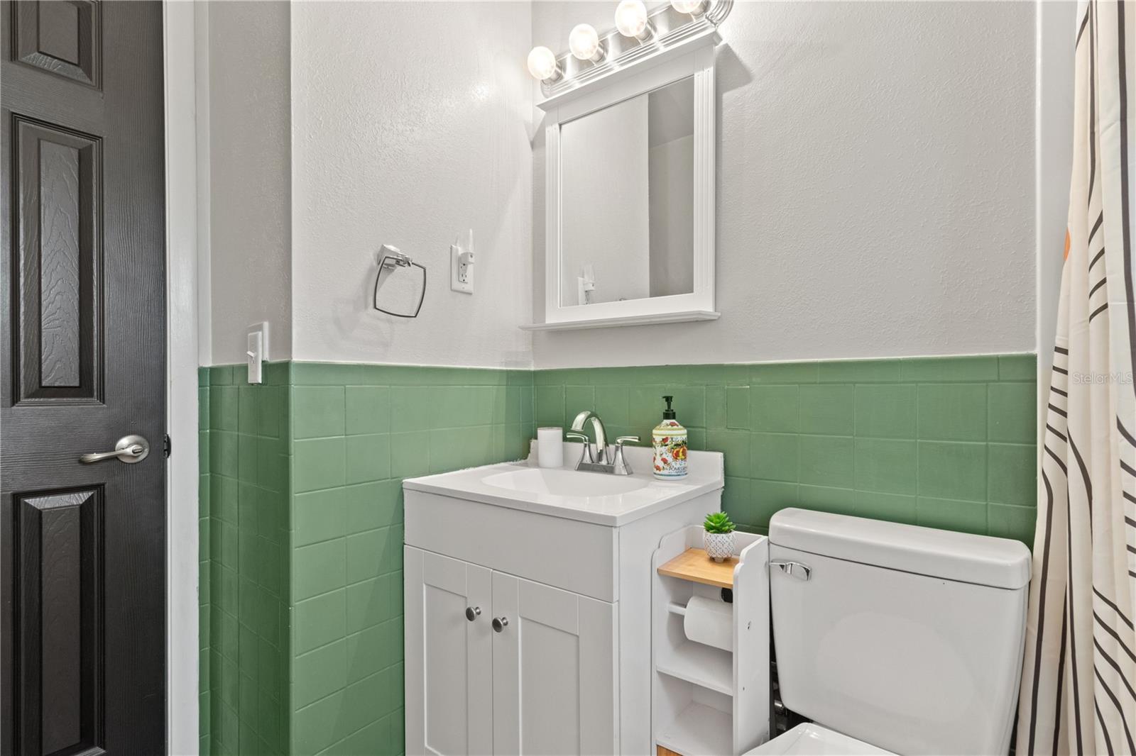 Image 14 of 44 For 2301 36th Street