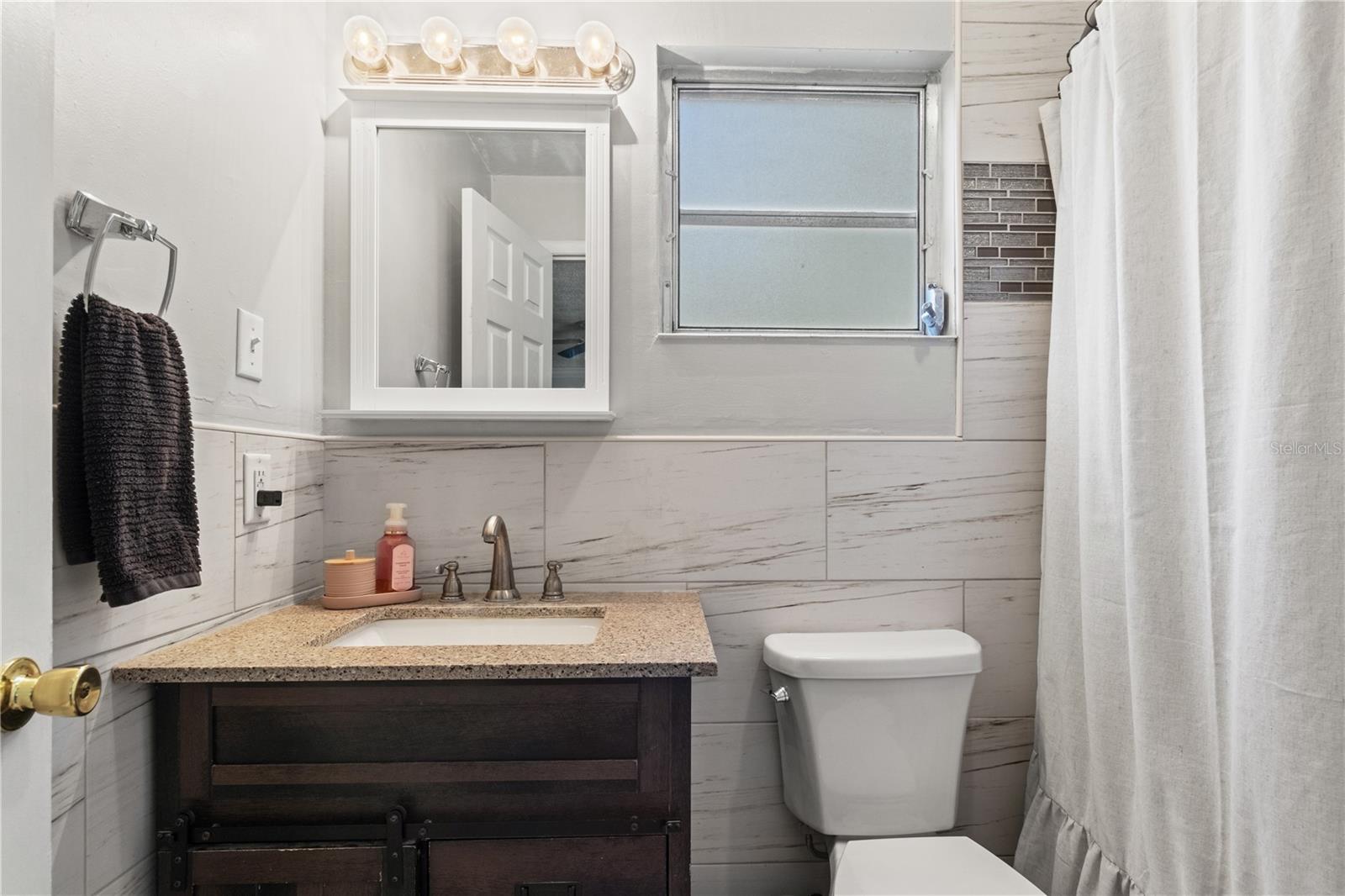 Image 26 of 44 For 2301 36th Street