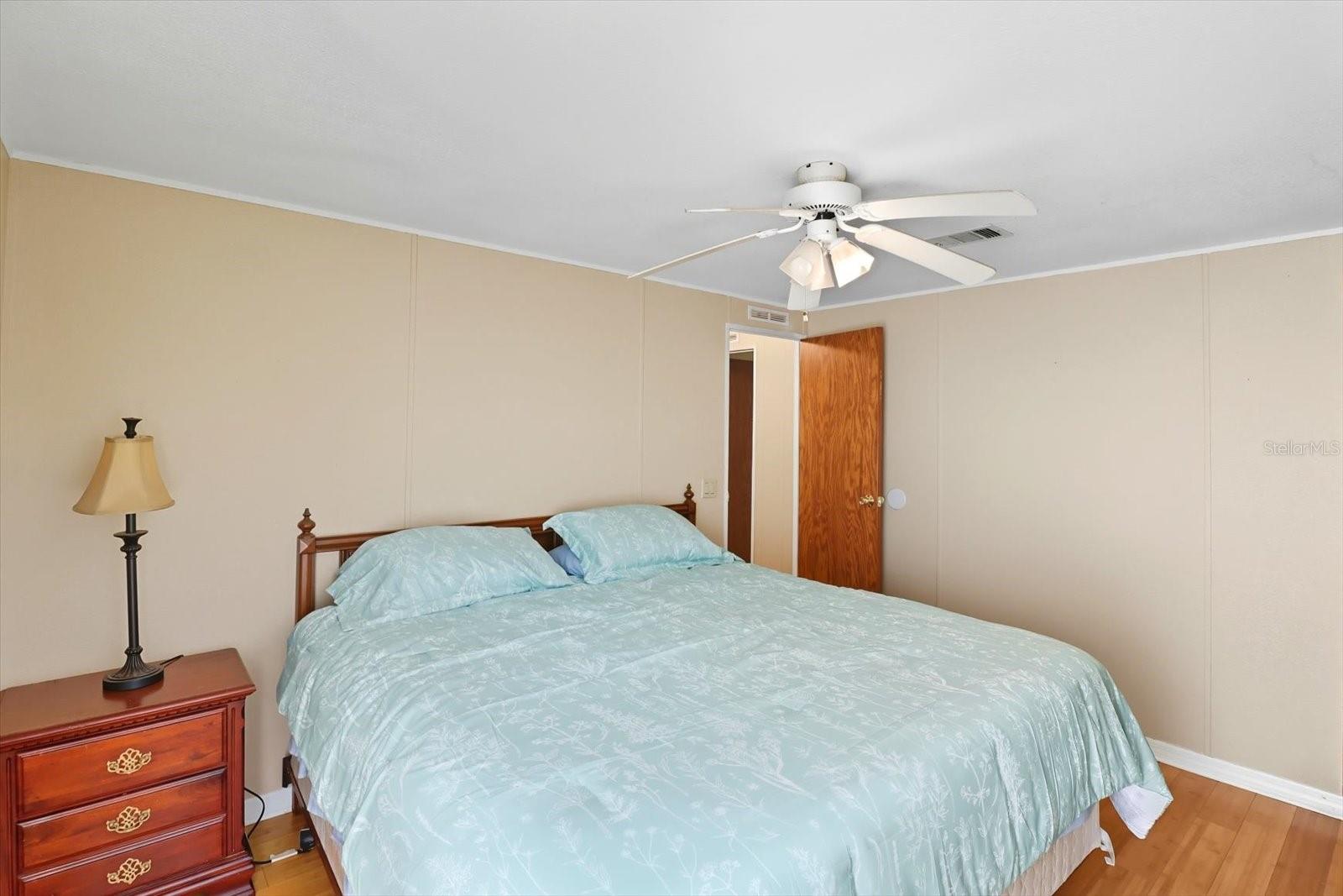 Image 24 of 46 For 22565 117th Street